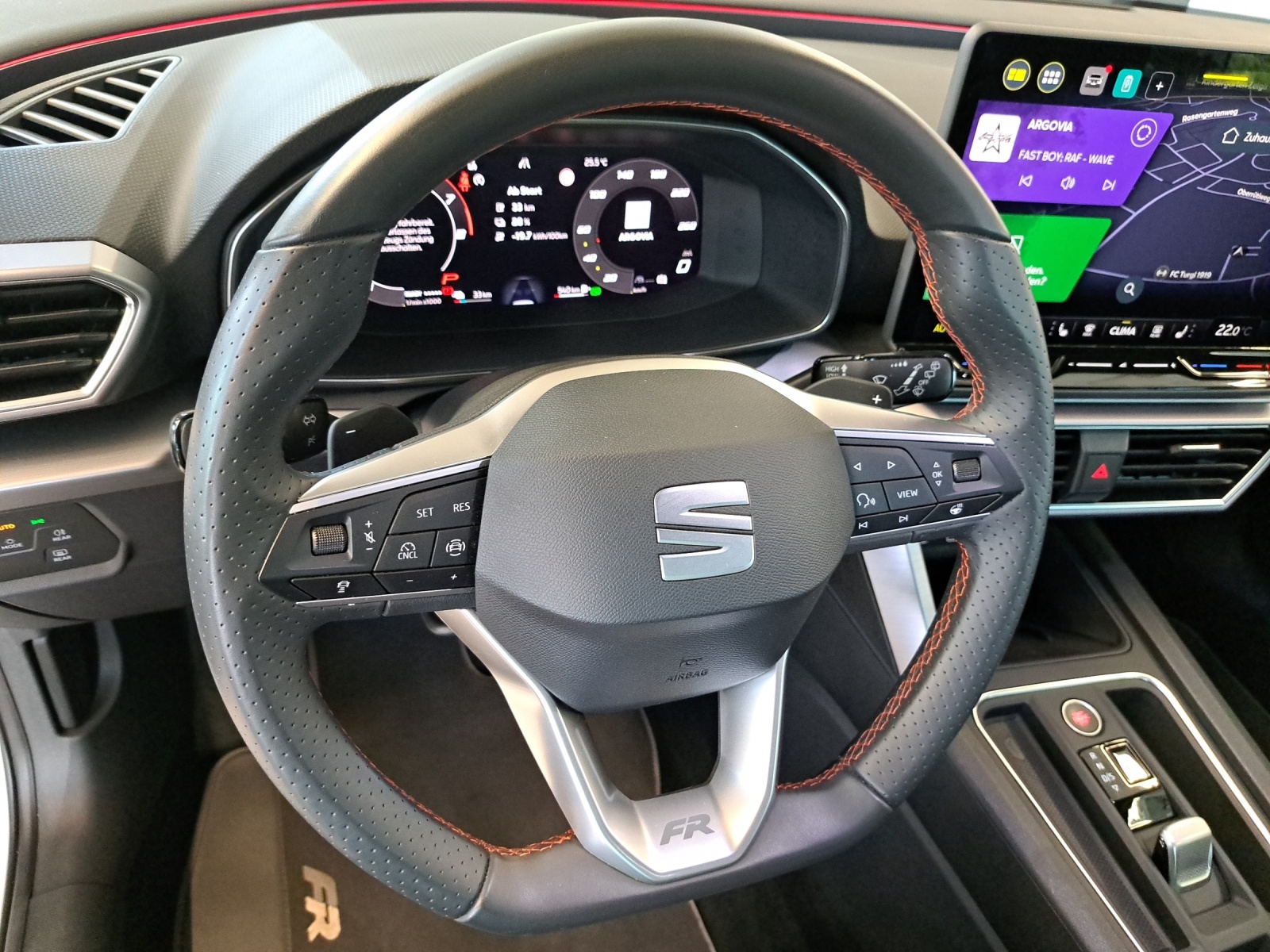 SEAT Leon ST 1.5 eHybrid FR DSG-image-23