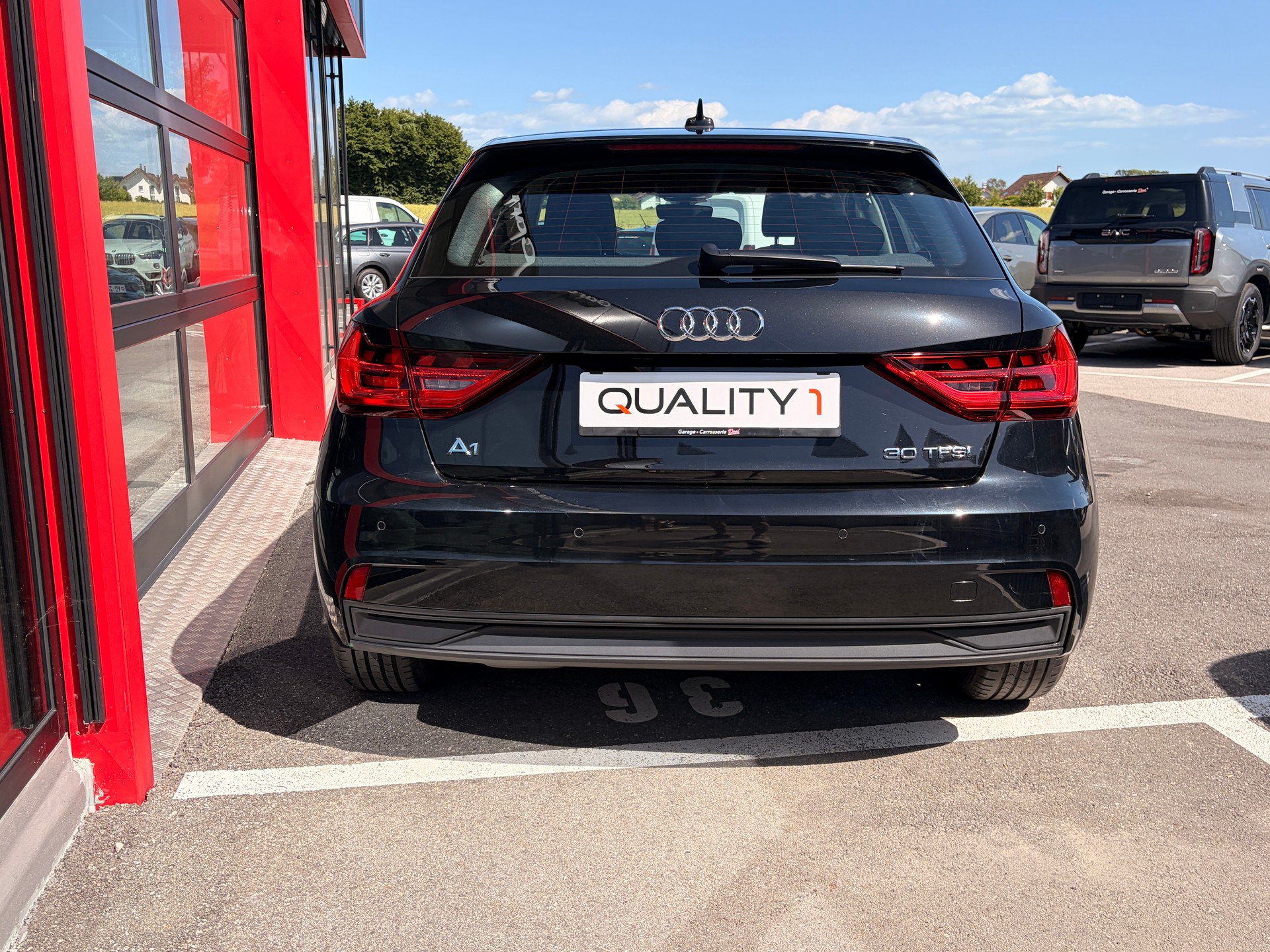 AUDI A1 Sportback 30 TFSI Attraction S-tronic-image-4