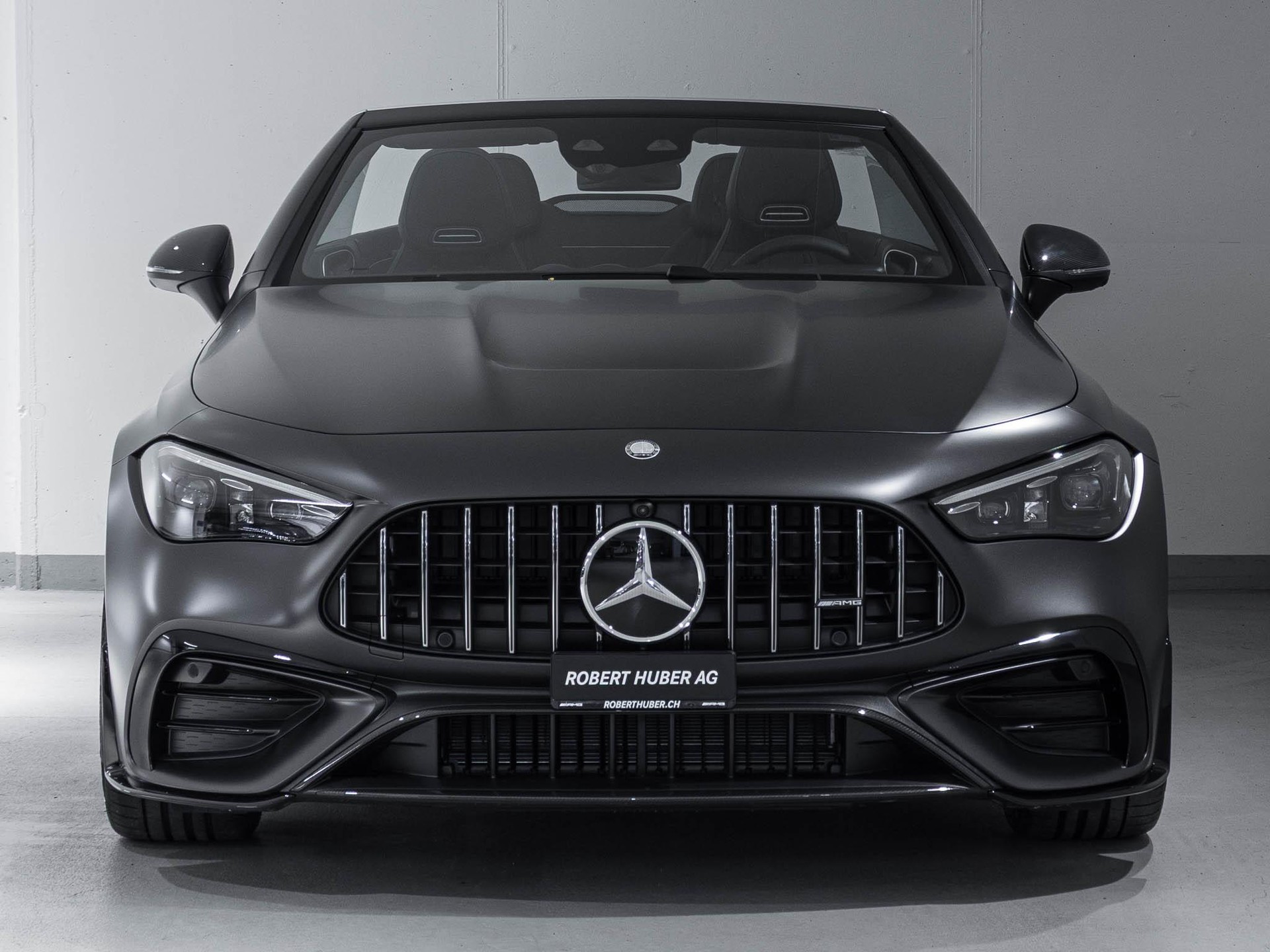 MERCEDES-BENZ CLE 53 AMG 4MATIC+ Cabriolet-image-2