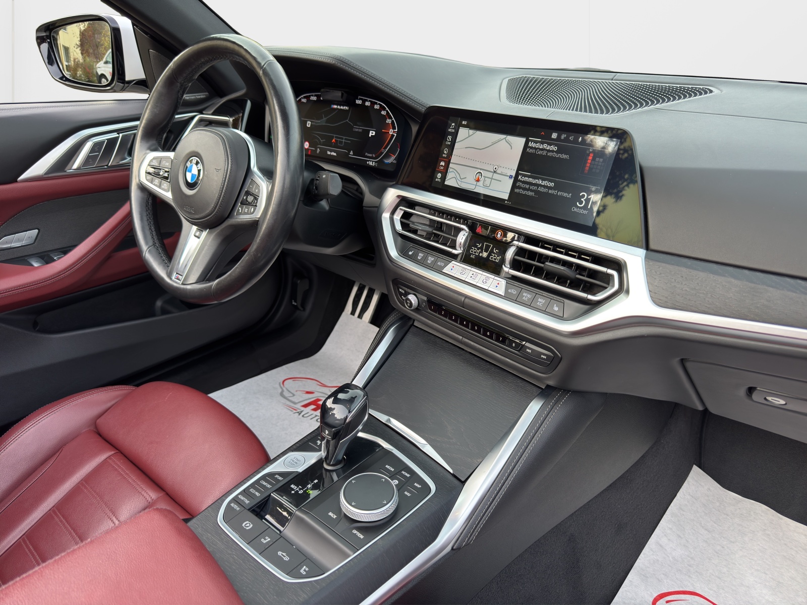 BMW M440i xDrive 48V Cabriolet Steptronic-image-12