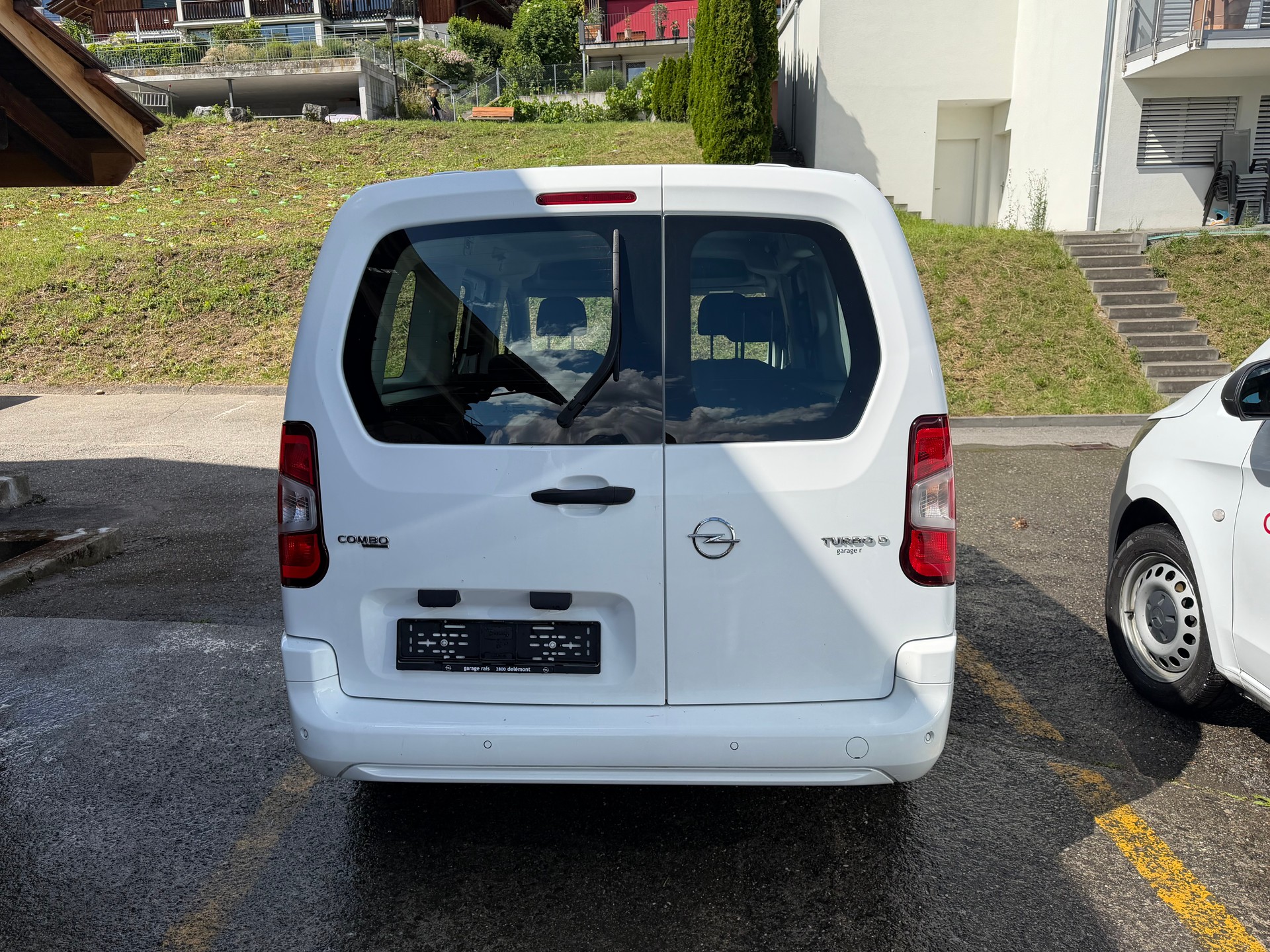 OPEL 1.5 D Enjoy S/S-image-1