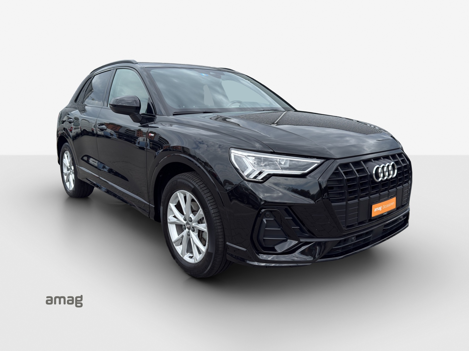AUDI Q3 35 TFSI S line Attraction S-tronic-image-5