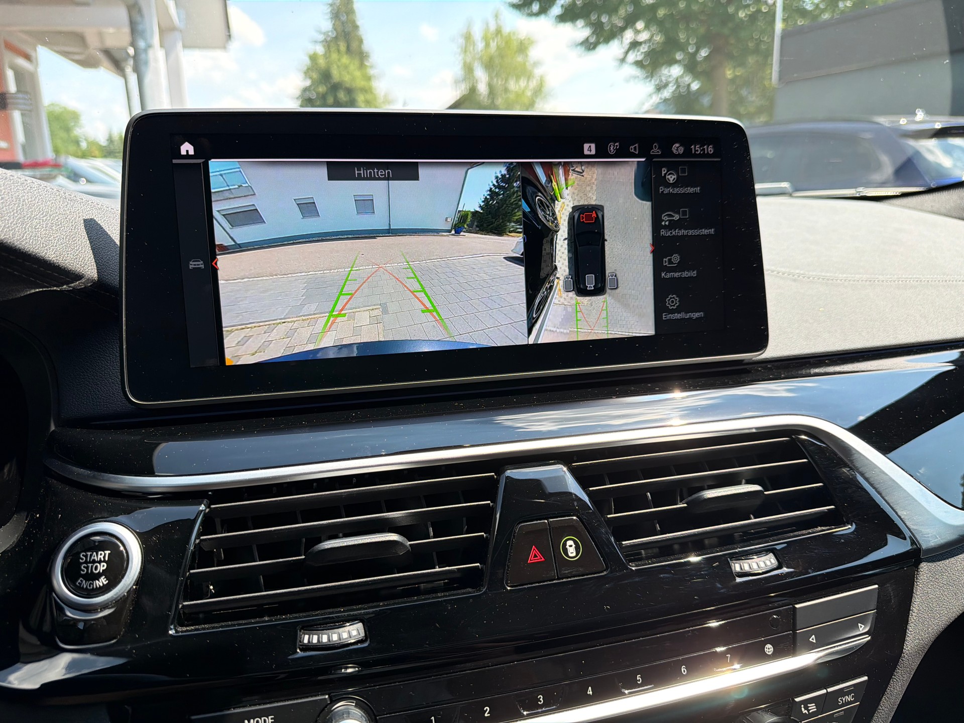 BMW 530d xDrive 48V Touring Luxury Line Steptronic-image-19