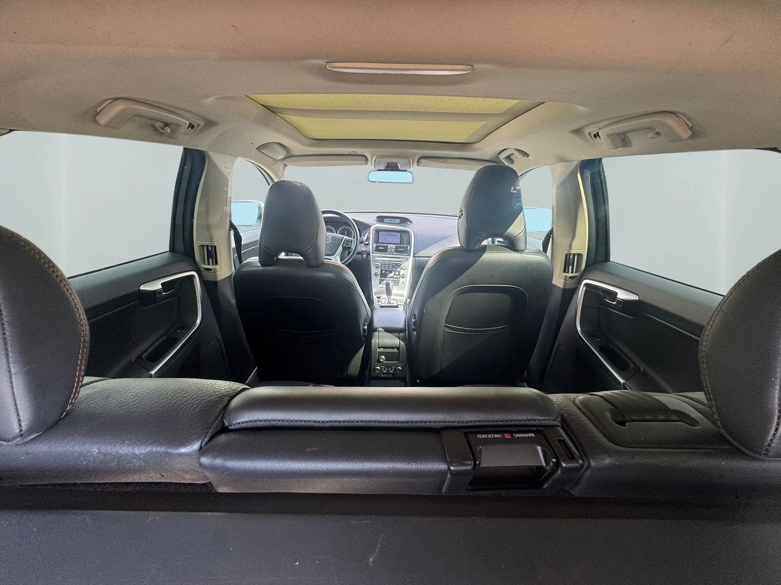 VOLVO XC60 D5 AWD Summum Geartronic-image-5