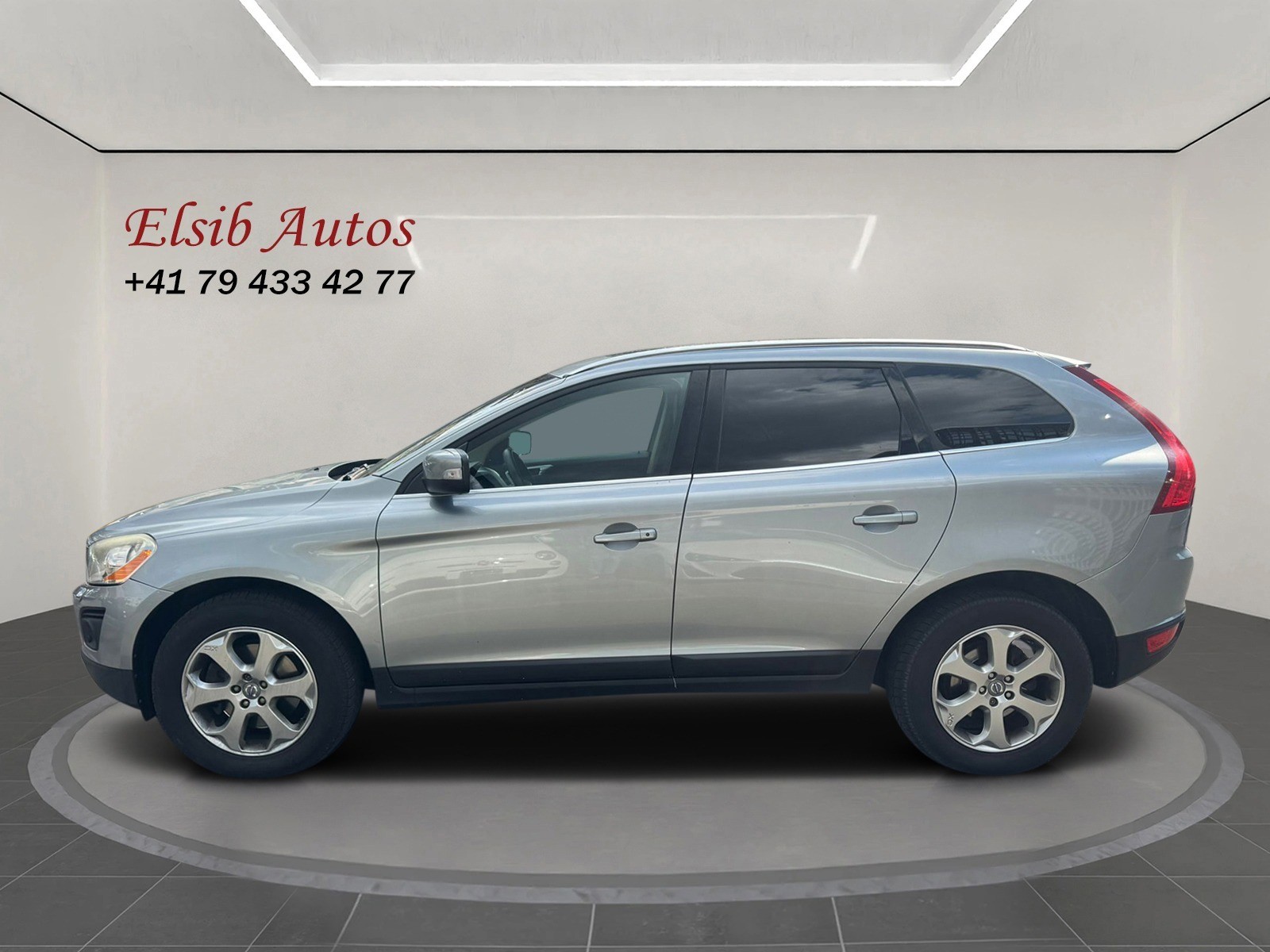 VOLVO XC60 D5 AWD Summum Geartronic-image-3