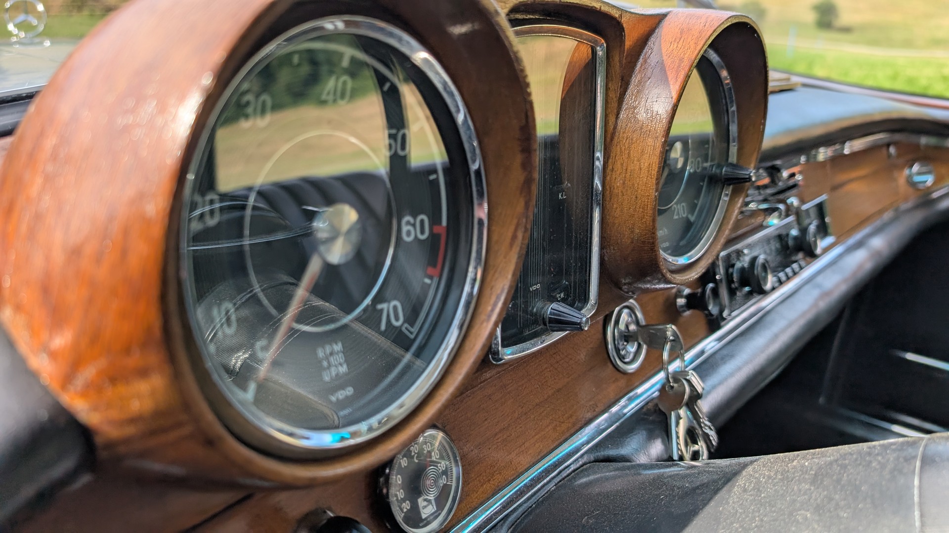 MERCEDES-BENZ Mercedes-Benz 220 SEB-image-11