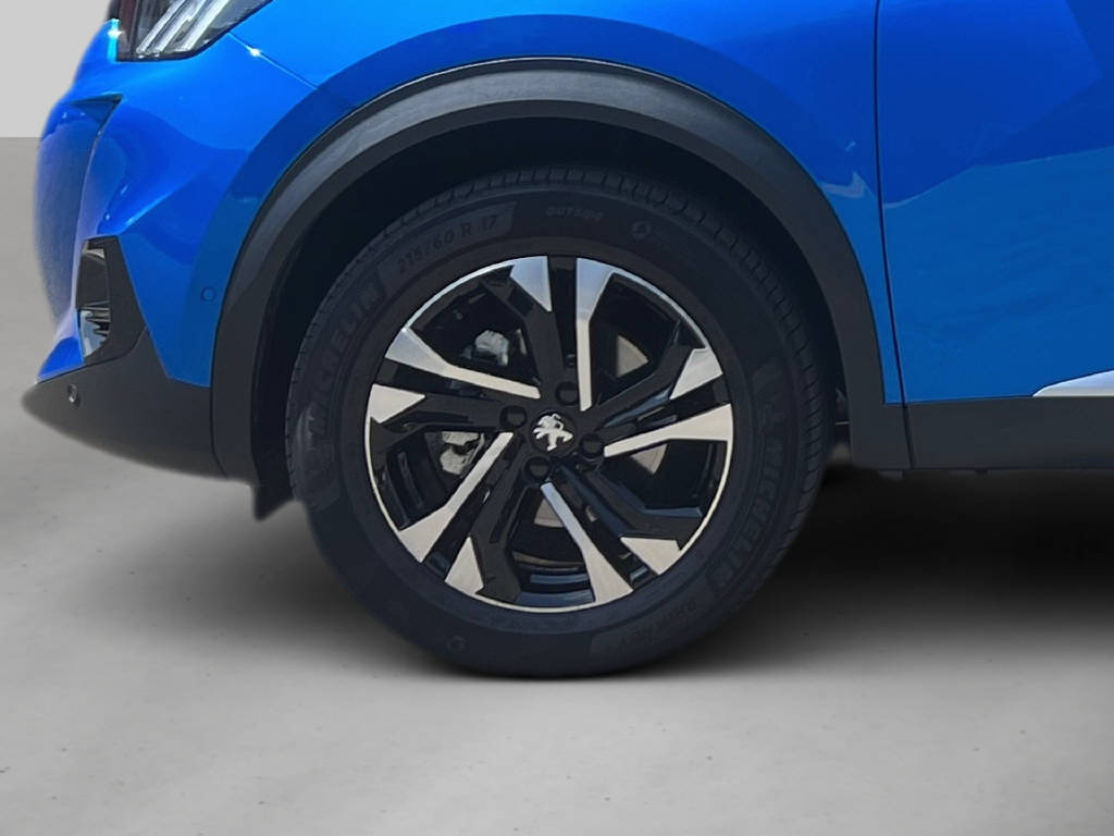 PEUGEOT 2008 1.2 Pure Tech GT EAT8-image-5