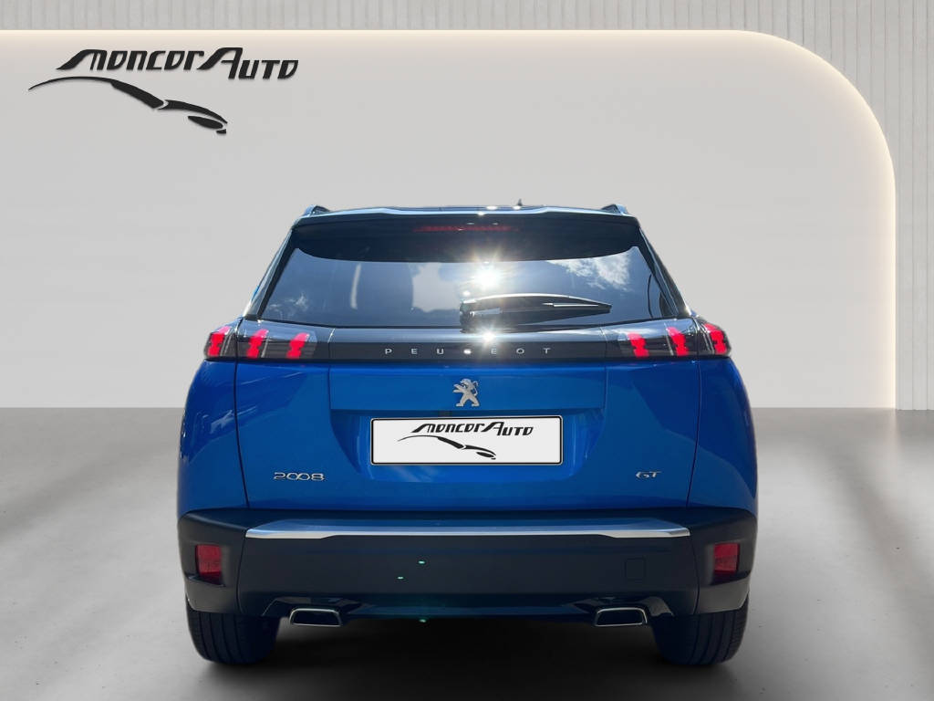 PEUGEOT 2008 1.2 Pure Tech GT EAT8-image-7