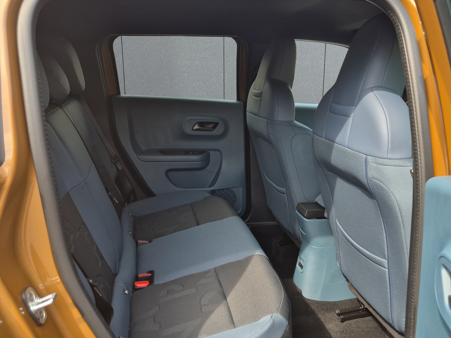 FIAT Grande Panda 1.2 Hybrid Icon-image-13