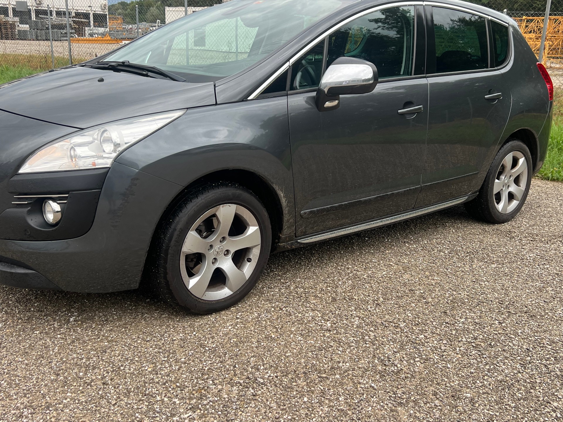 PEUGEOT 3008 1.6 16V T Allure Tiptronic-image-4