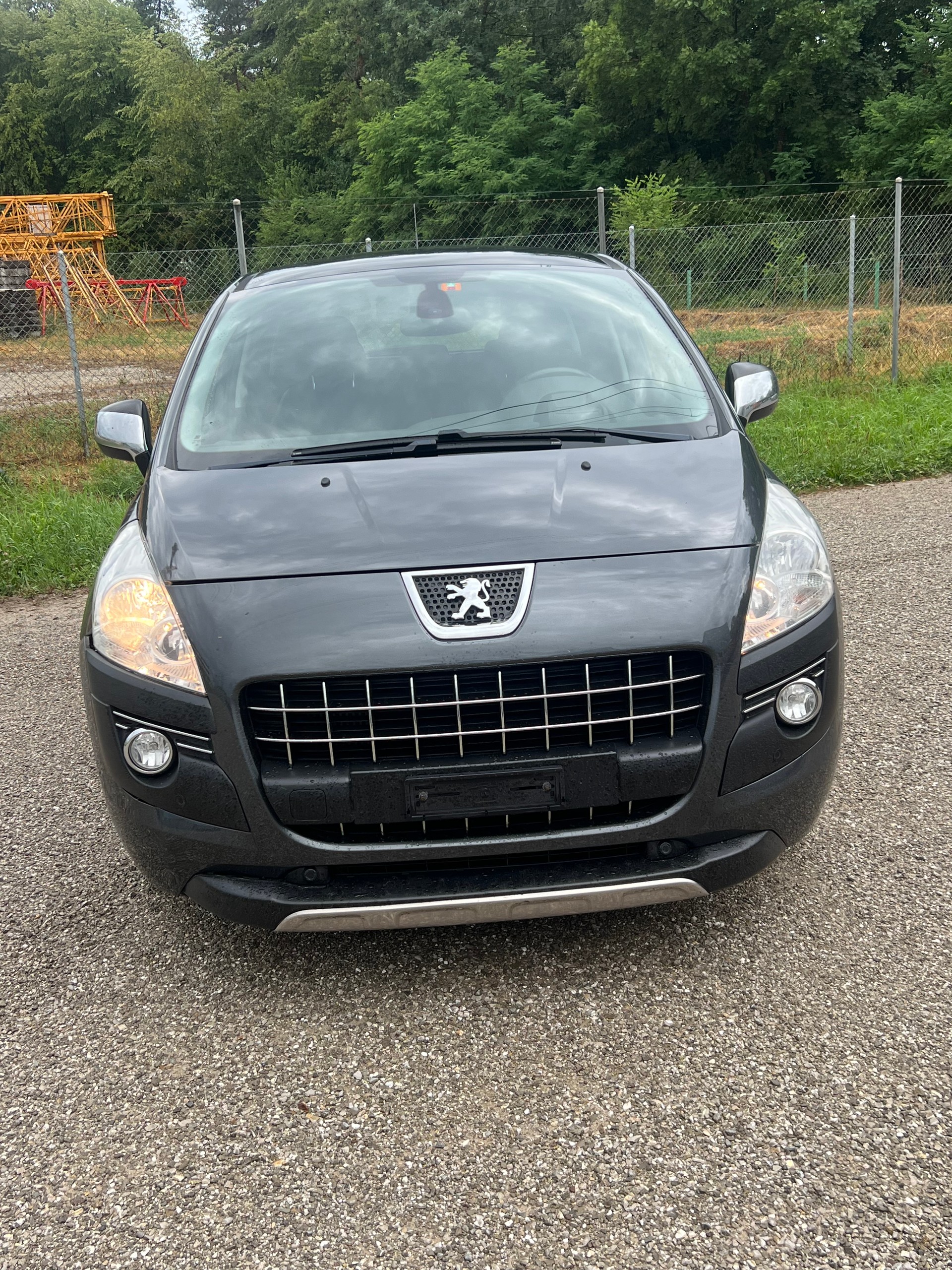 PEUGEOT 3008 1.6 16V T Allure Tiptronic-image-0