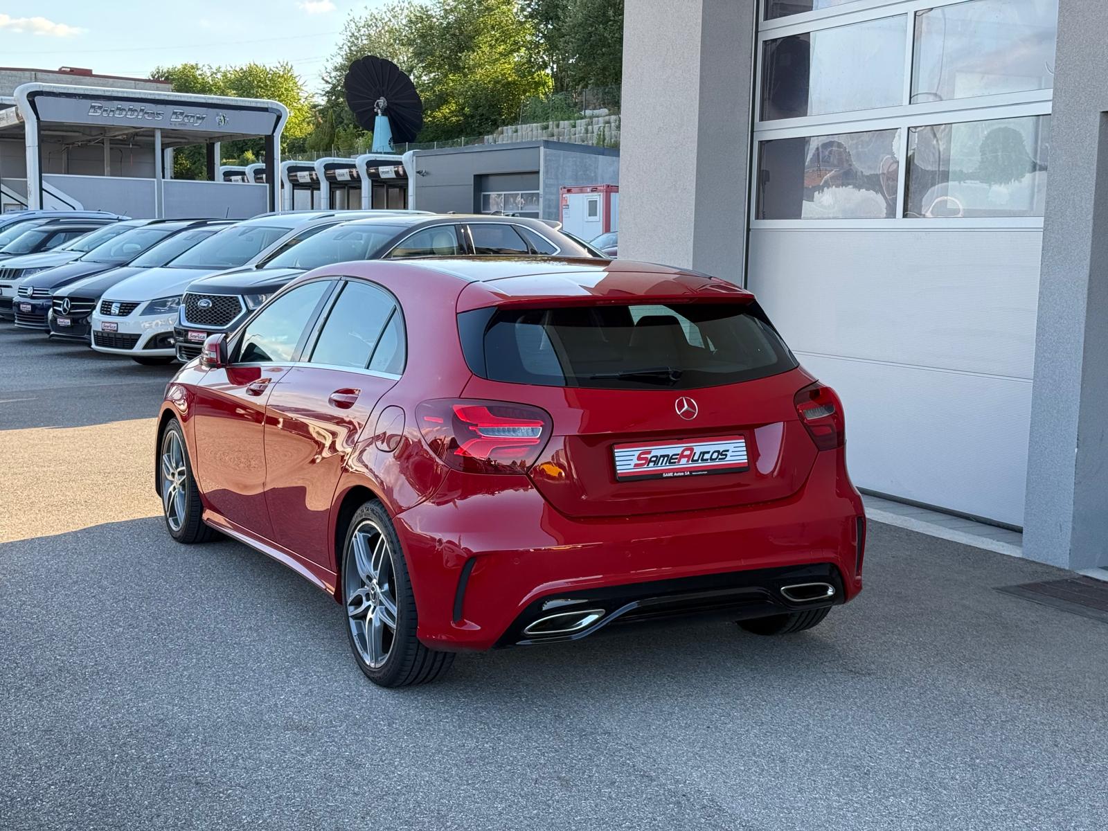 MERCEDES-BENZ A 220 AMG Line 4Matic 7G-DCT-image-3