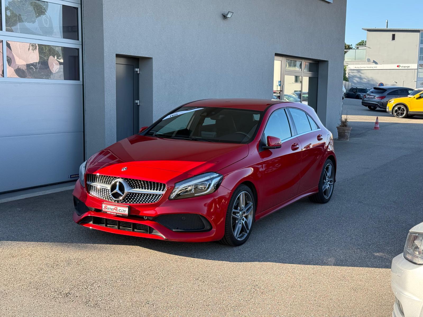 MERCEDES-BENZ A 220 AMG Line 4Matic 7G-DCT-image-4