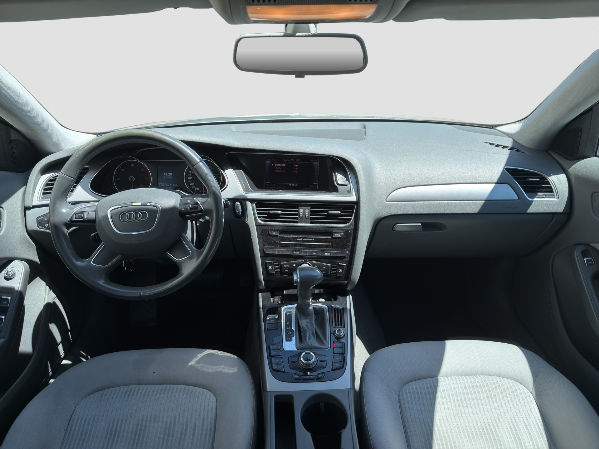 AUDI A4 Avant 2.0 TDI multitronic-image-12