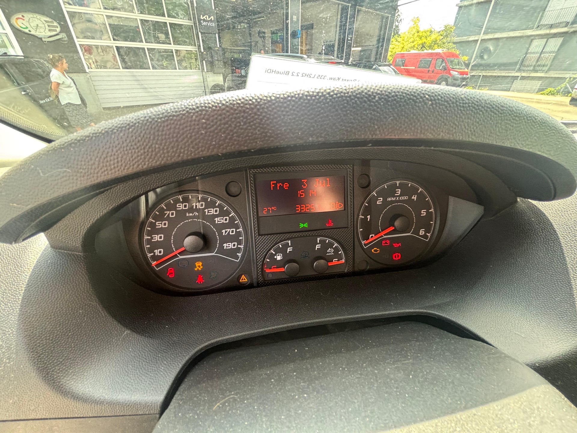 PEUGEOT Boxer Kaw. 335 L2H1 2.2 BlueHDi 140 S/S-image-8