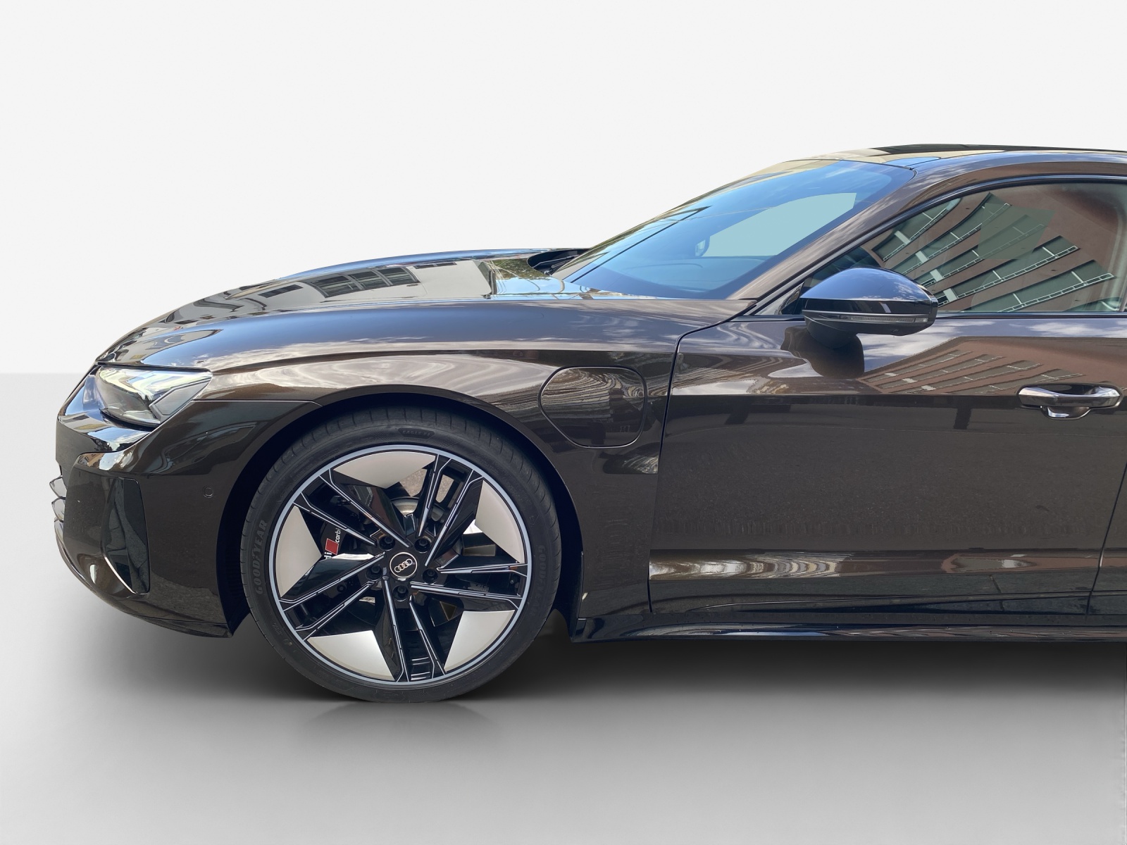 AUDI e-tron GT quattro-image-14