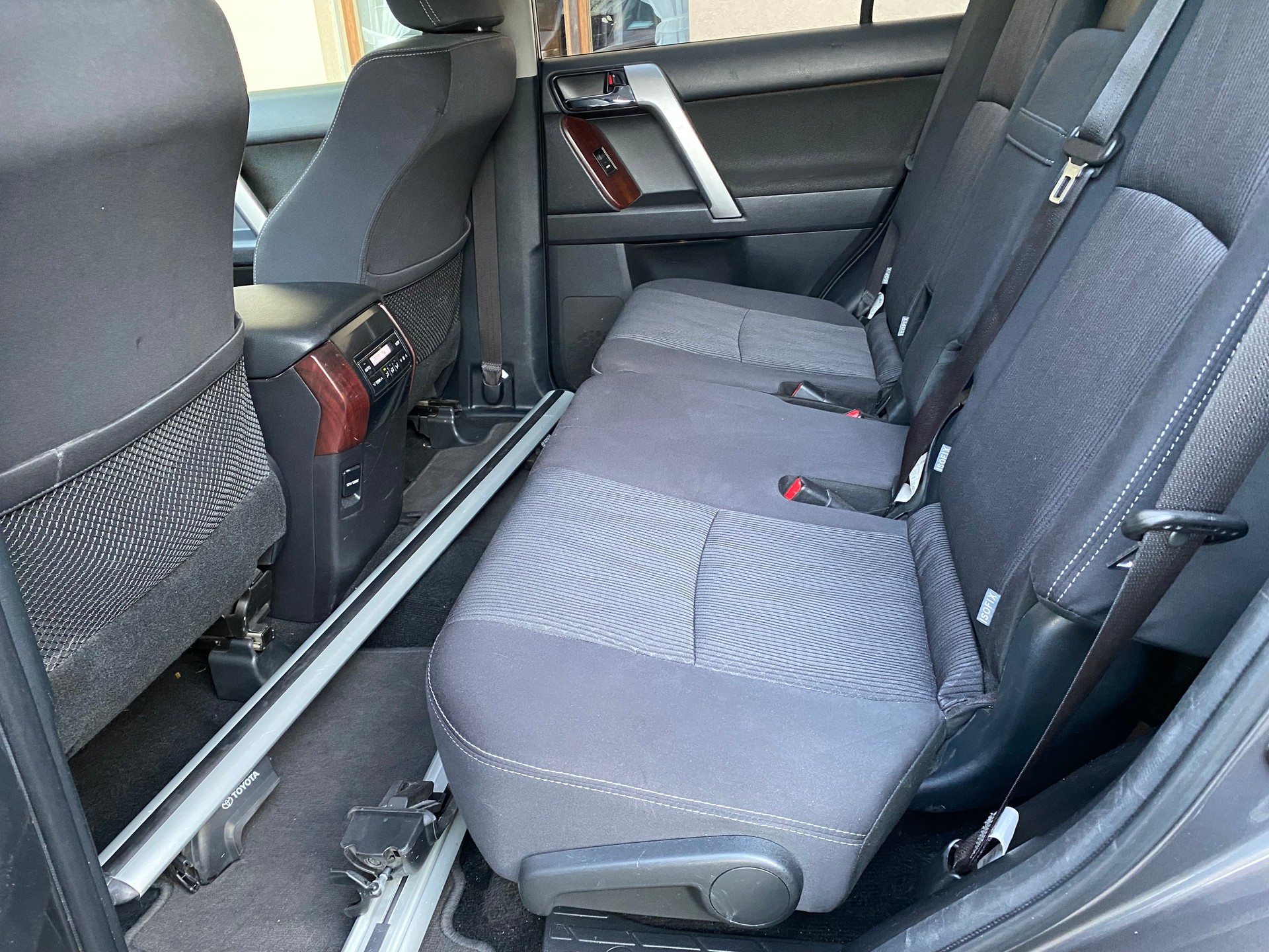 TOYOTA Land Cruiser 2.8TD Sol-image-7