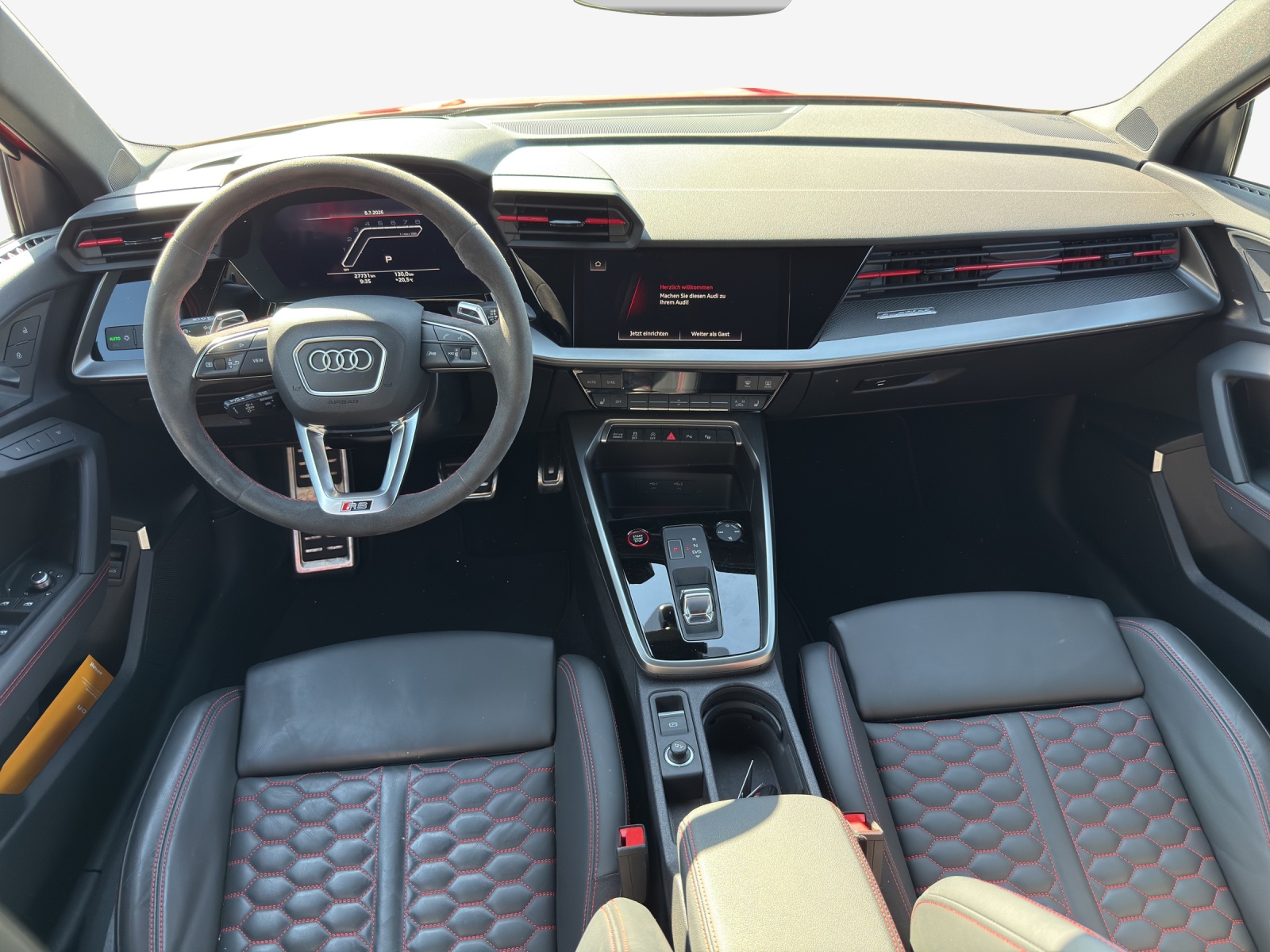 AUDI RS3 Sportback 2.5 TSI quattro S-tronic-image-8