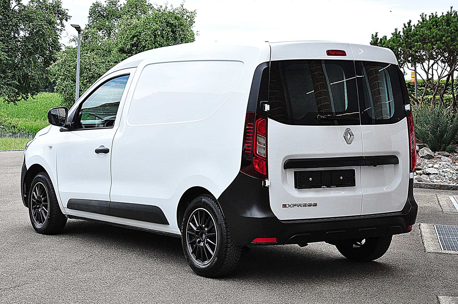 RENAULT Express 1.5 Blue dCi 95 Advance-image-4