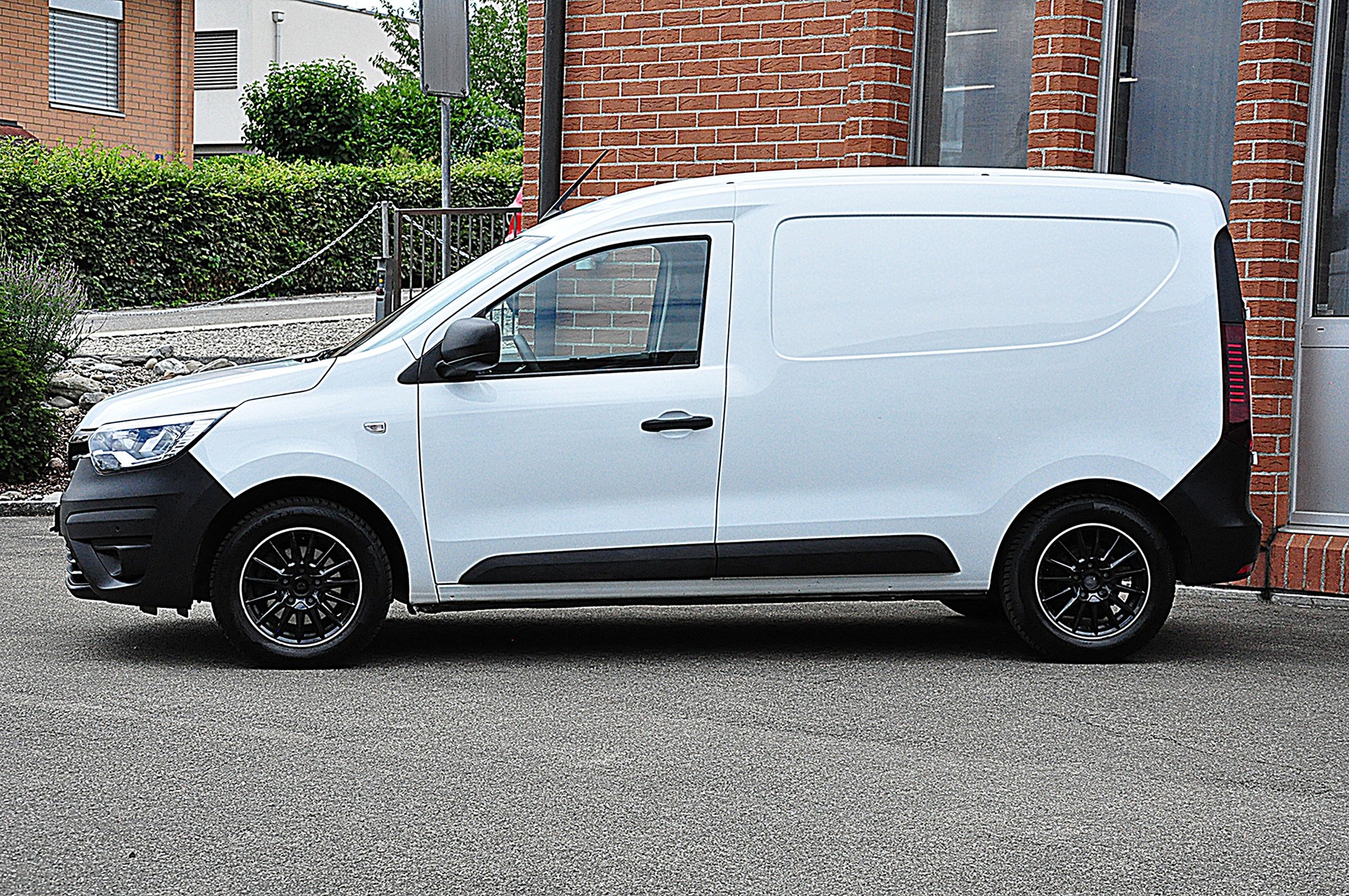 RENAULT Express 1.5 Blue dCi 95 Advance-image-3