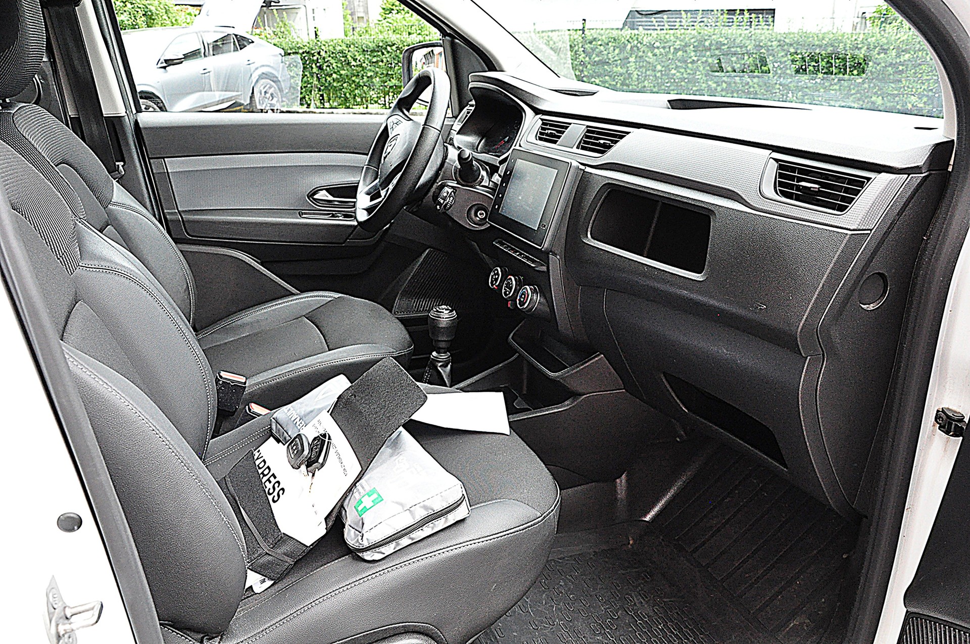 RENAULT Express 1.5 Blue dCi 95 Advance-image-9