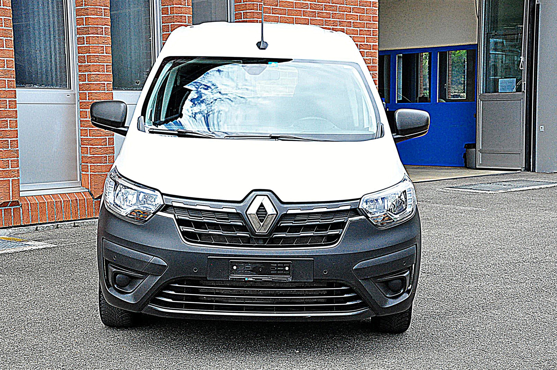 RENAULT Express 1.5 Blue dCi 95 Advance-image-1