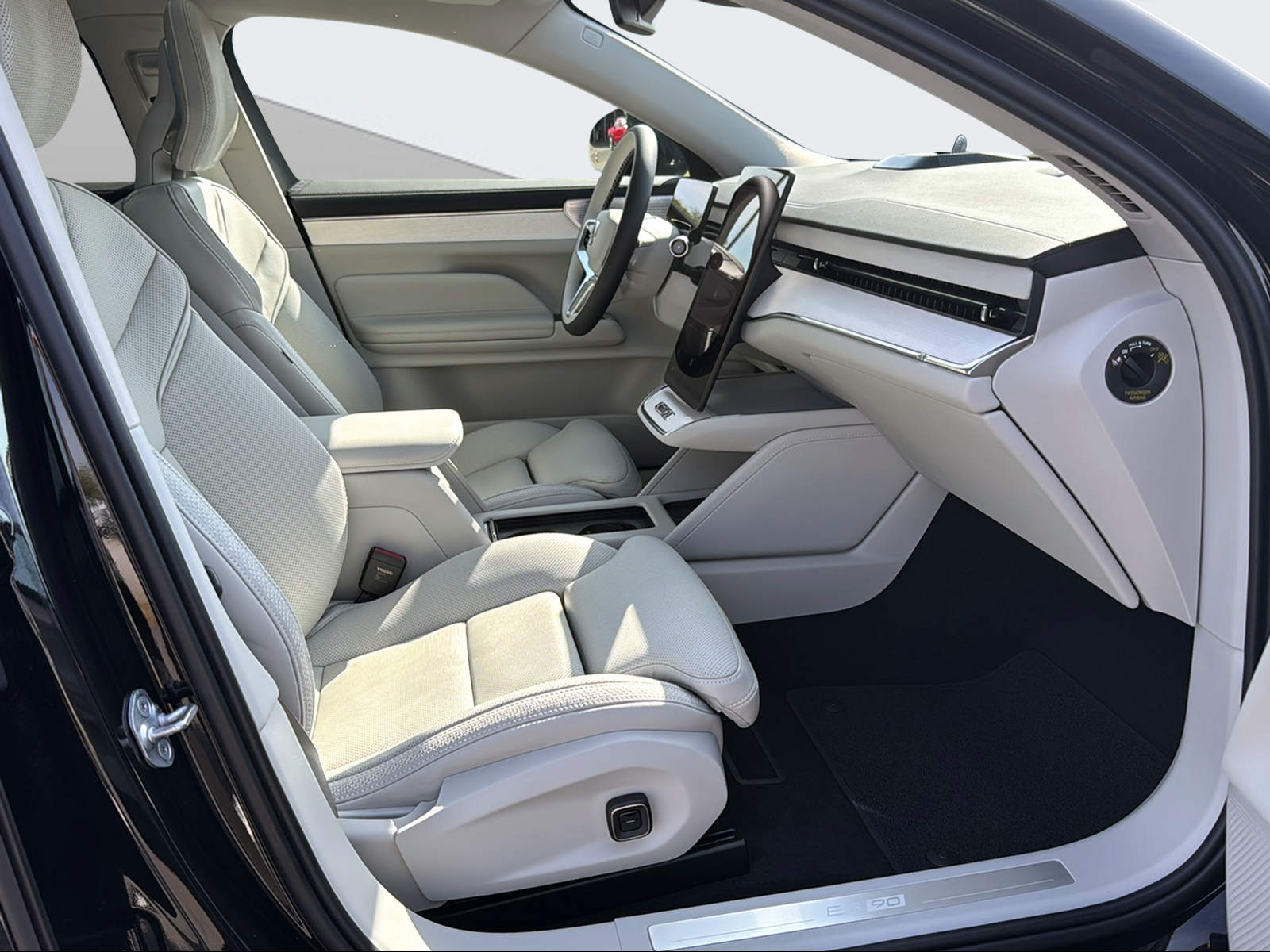 VOLVO ES90 Twin Ultra AWD-image-14