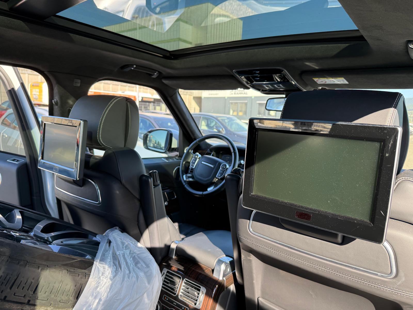 LAND ROVER Range Rover 4.4 SDV8 Autobiography-image-15