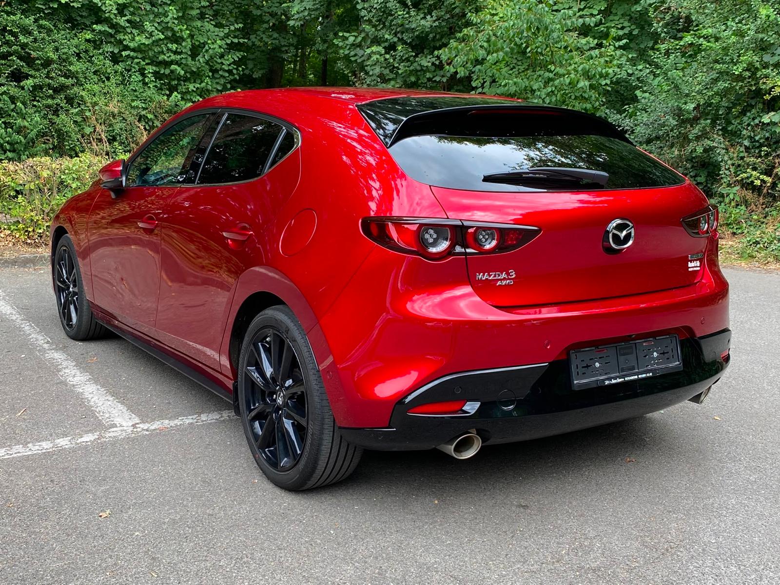 MAZDA 3 Hatchback SKYACTIV-X M Hybrid 180 Revolution AWD Automat-showroom-element-3