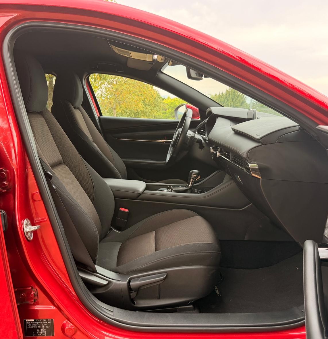 MAZDA 3 Hatchback SKYACTIV-X M Hybrid 180 Revolution AWD Automat-image-14