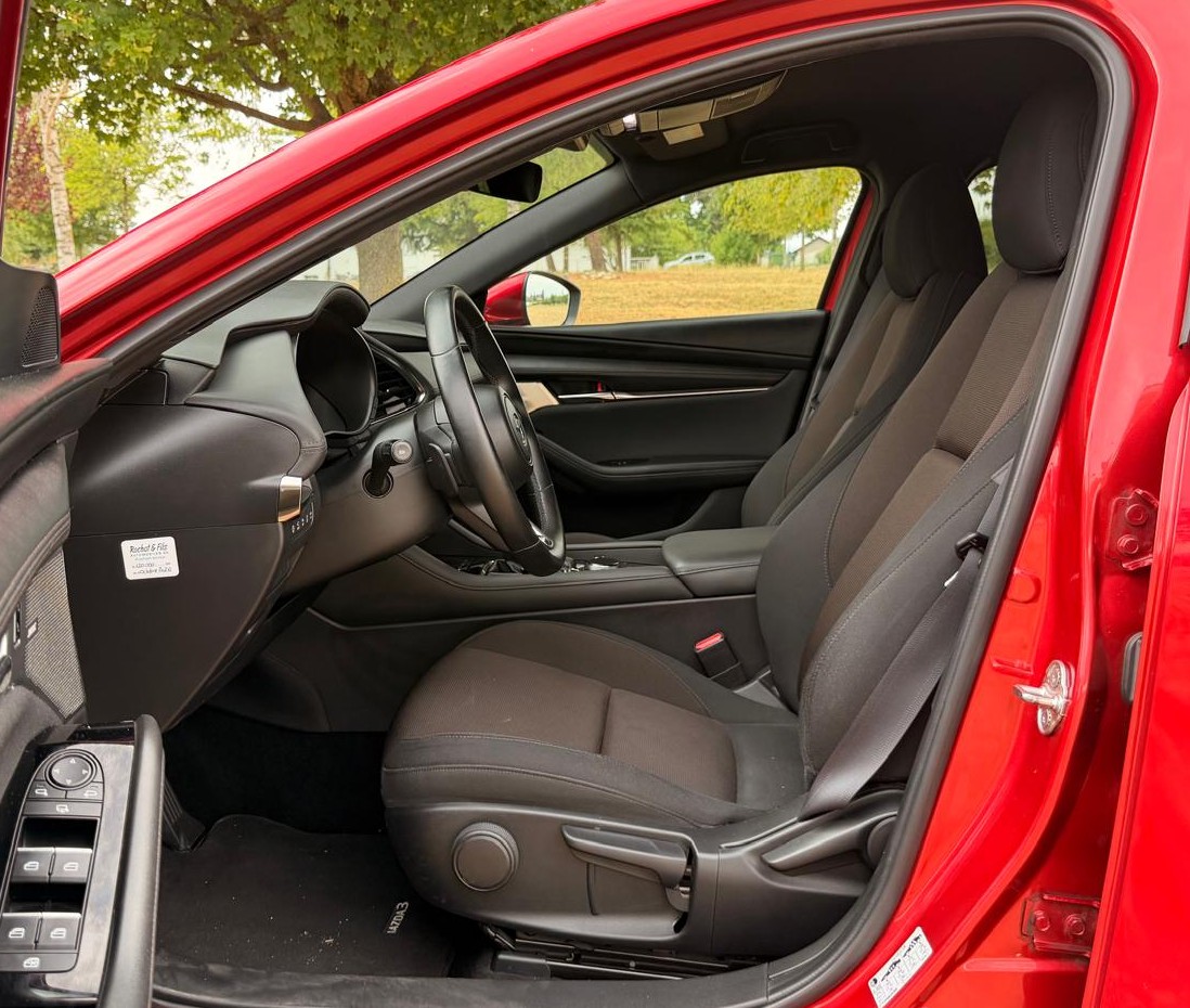MAZDA 3 Hatchback SKYACTIV-X M Hybrid 180 Revolution AWD Automat-image-12
