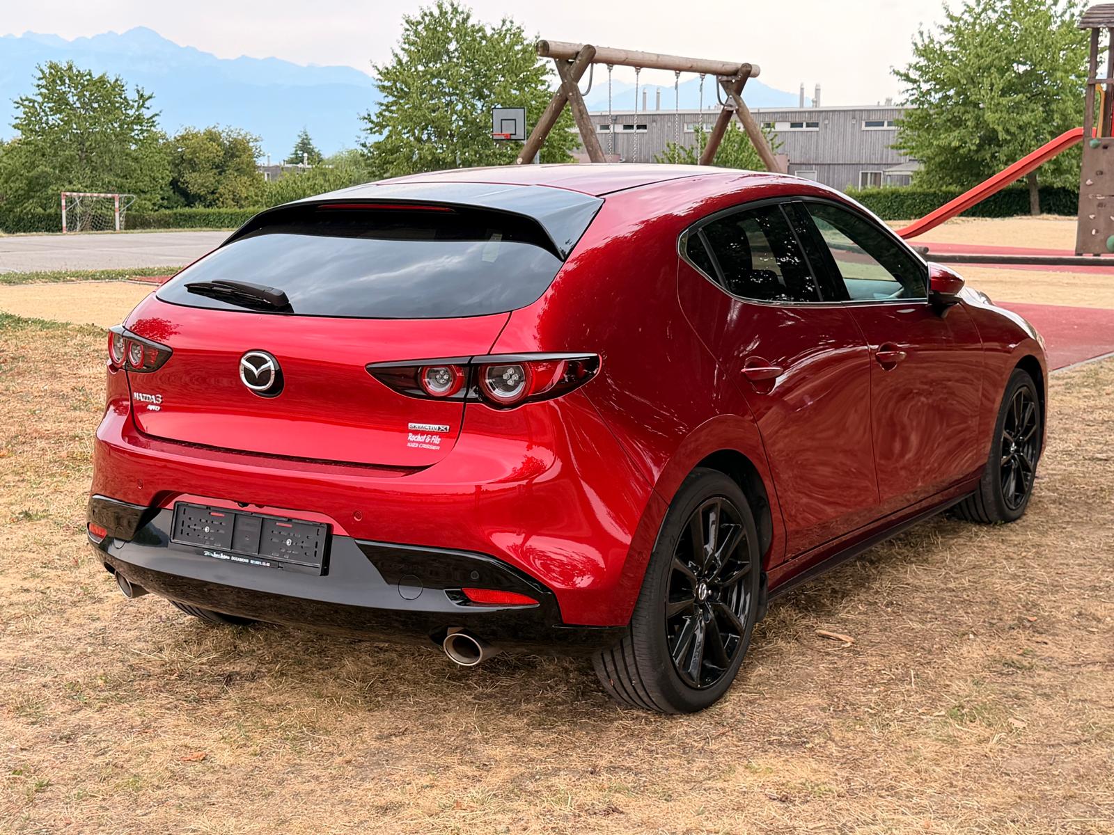 MAZDA 3 Hatchback SKYACTIV-X M Hybrid 180 Revolution AWD Automat-image-5