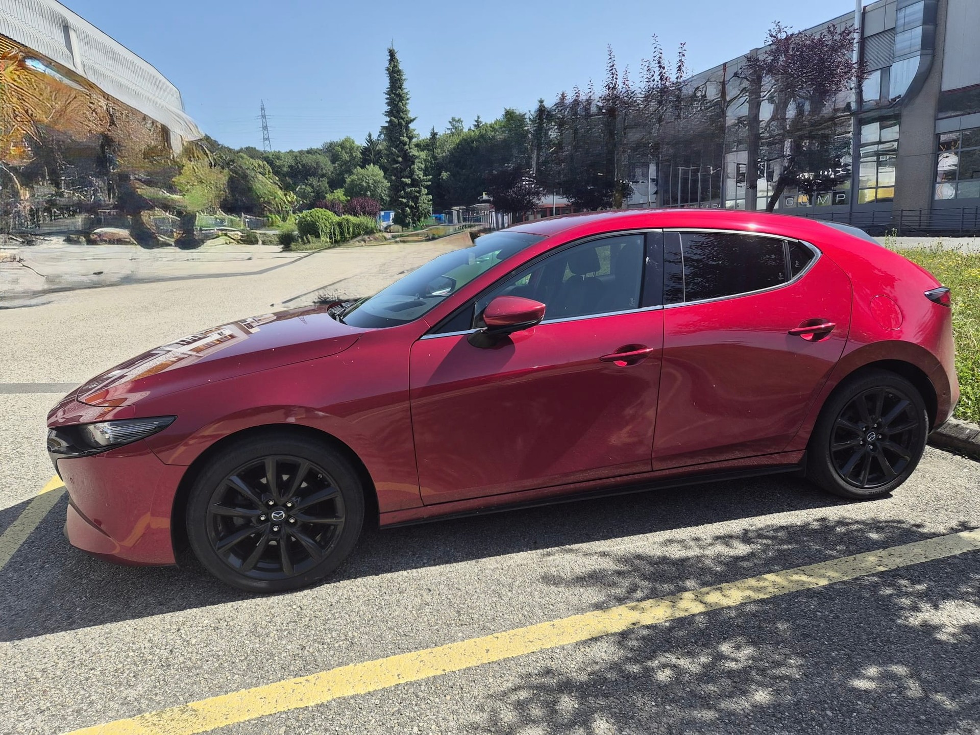 MAZDA 3 Hatchback SKYACTIV-X M Hybrid 180 Revolution AWD Automat-image-2