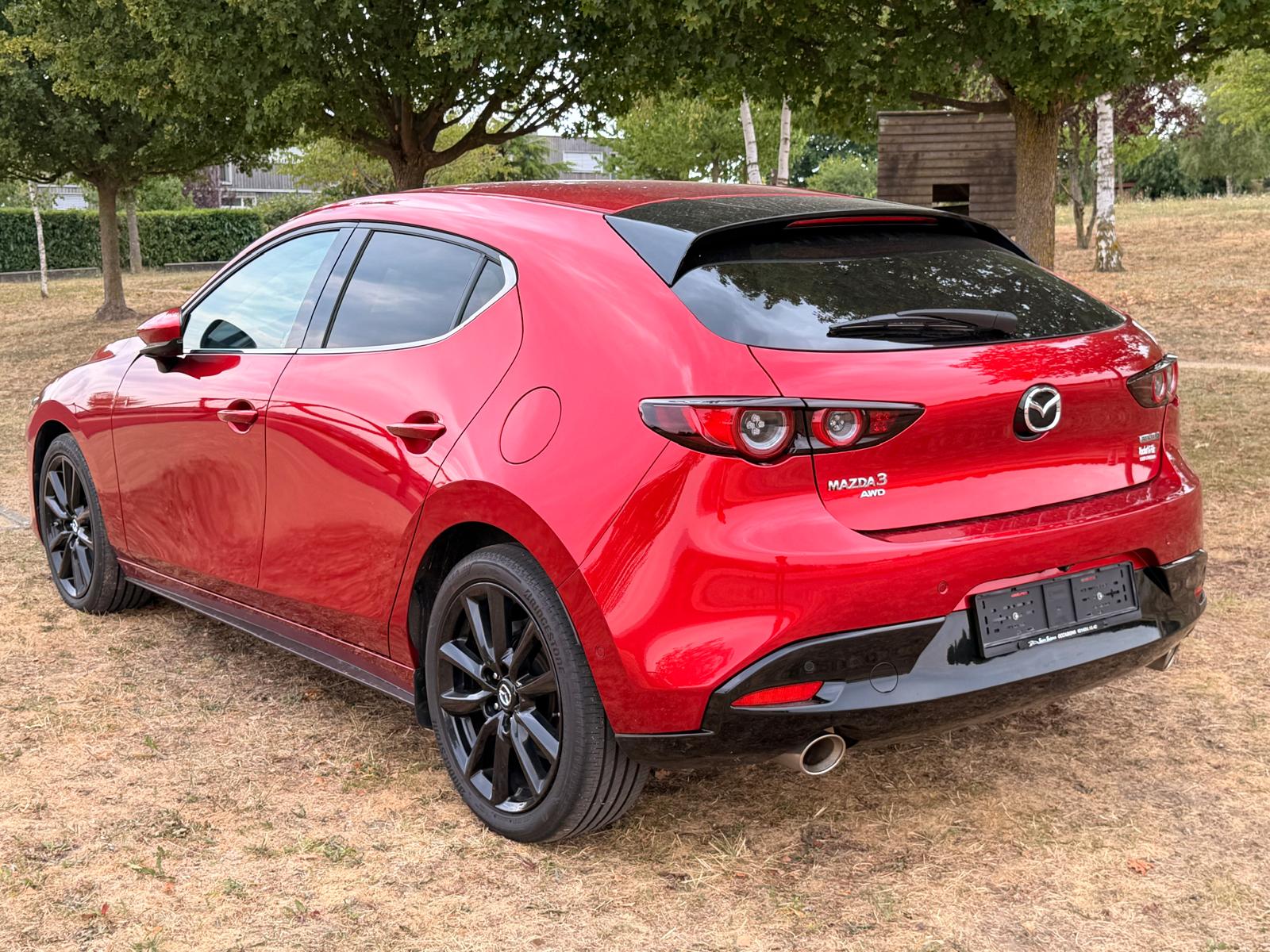 MAZDA 3 Hatchback SKYACTIV-X M Hybrid 180 Revolution AWD Automat-image-3