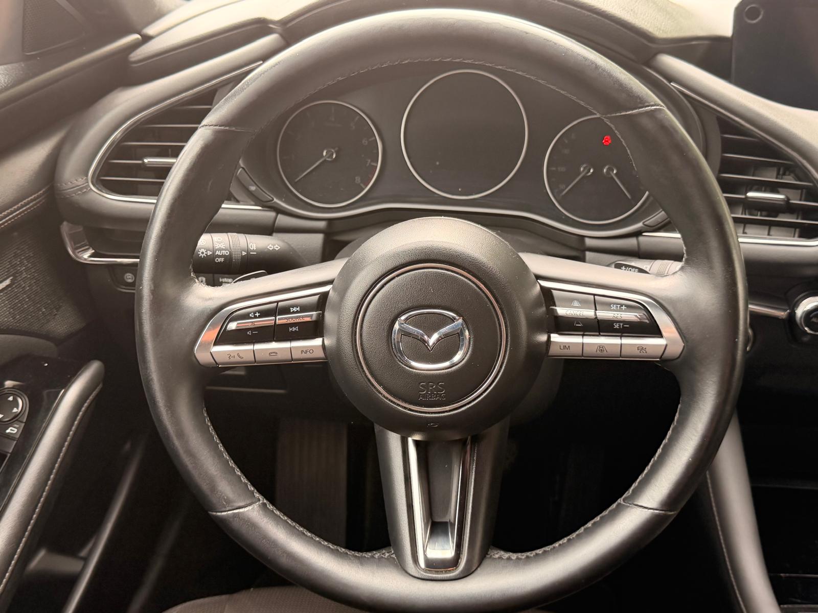 MAZDA 3 Hatchback SKYACTIV-X M Hybrid 180 Revolution AWD Automat-image-11