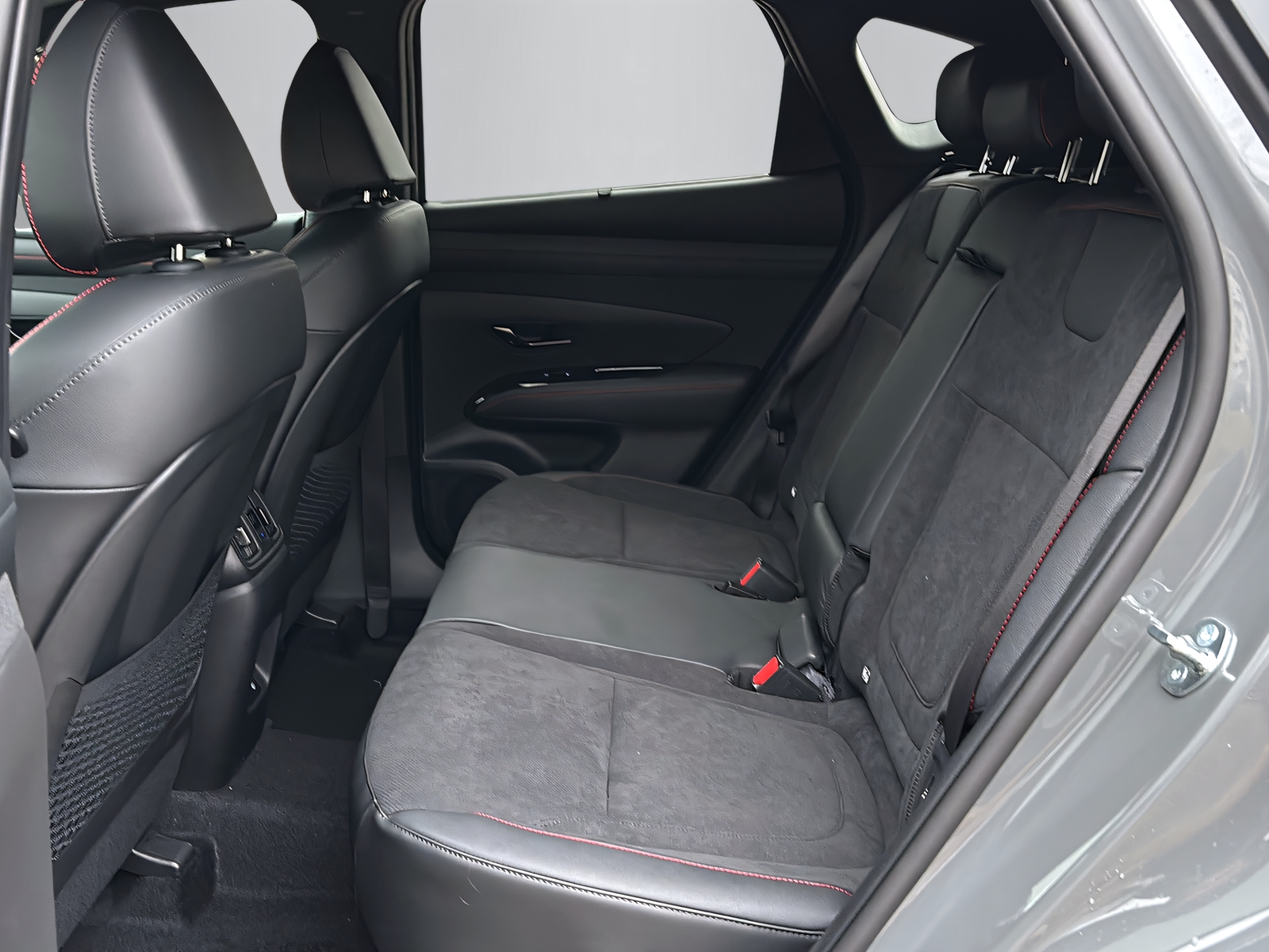 HYUNDAI Tucson 1.6 T-GDi HEV N-Line 4WD-image-6