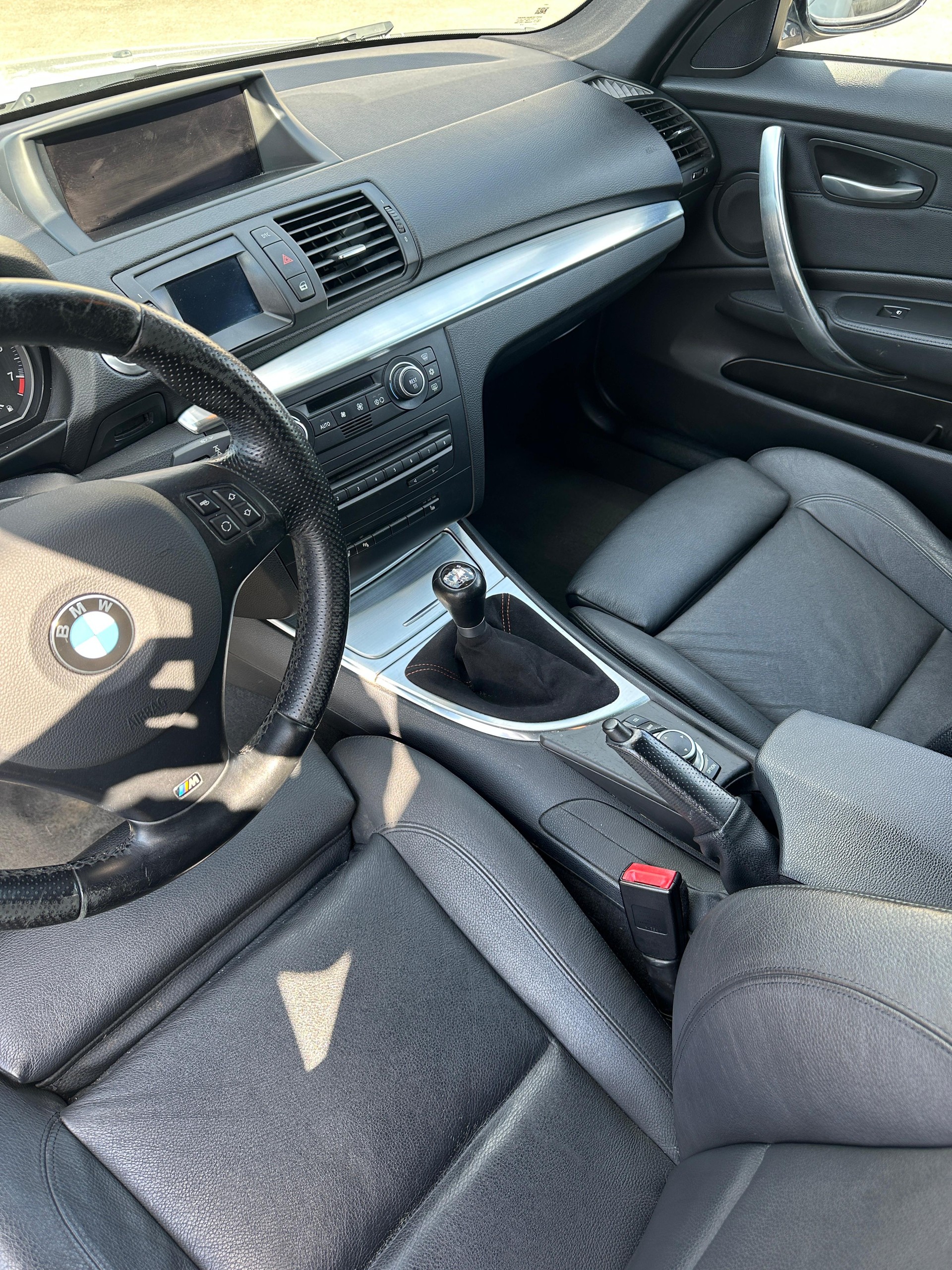 BMW 125i-image-4