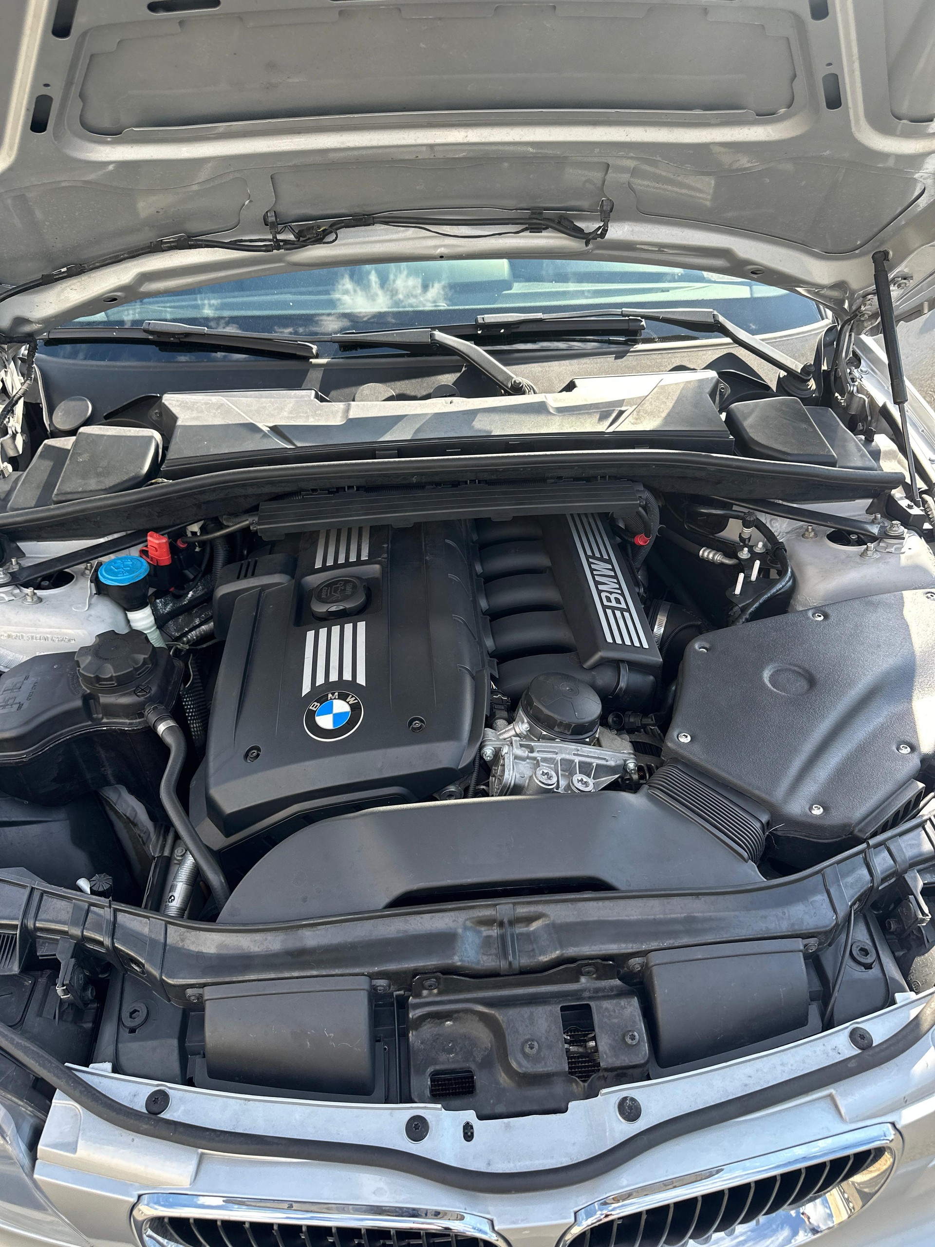 BMW 125i-image-5
