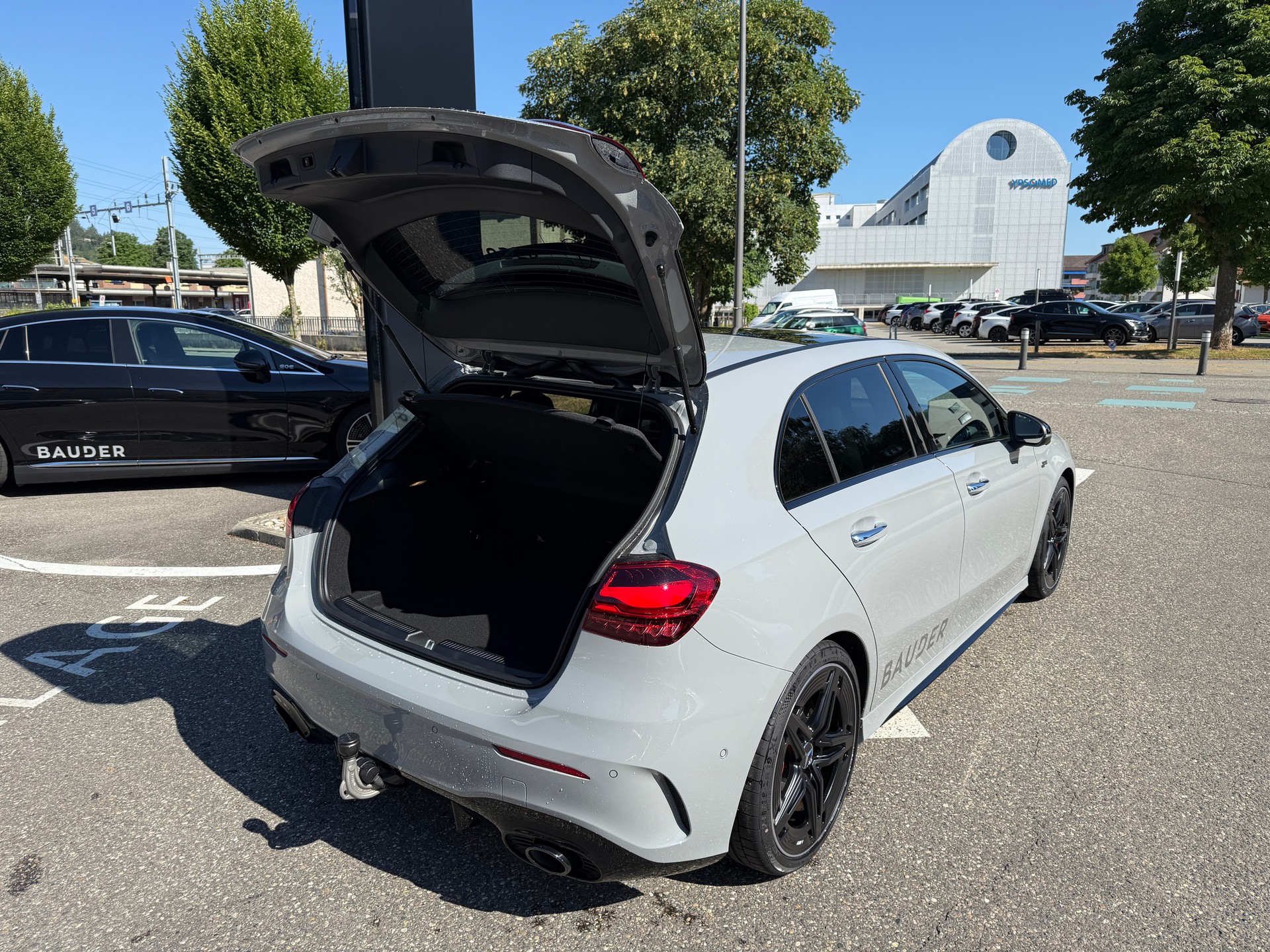 MERCEDES-BENZ A 35 AMG 4matic-image-7
