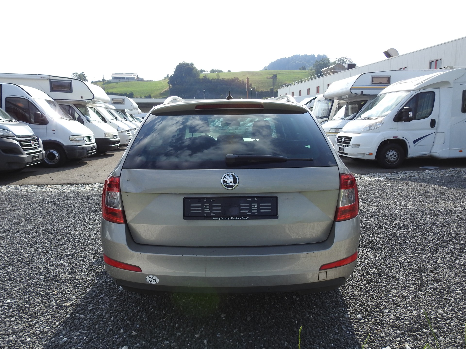 SKODA Octavia Combi 1.8 TSI Ambition 4x4 DSG-image-5