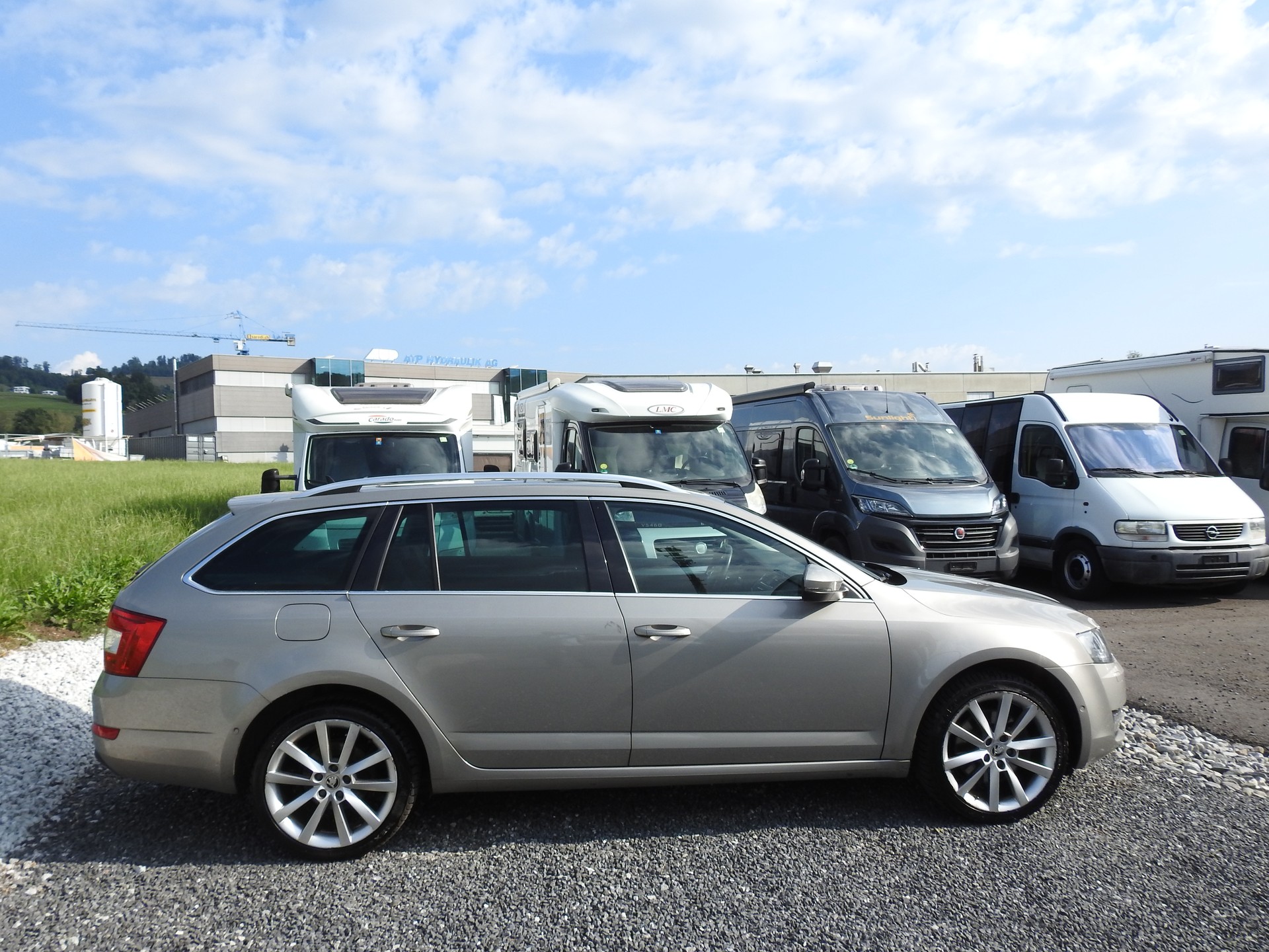 SKODA Octavia Combi 1.8 TSI Ambition 4x4 DSG-image-7