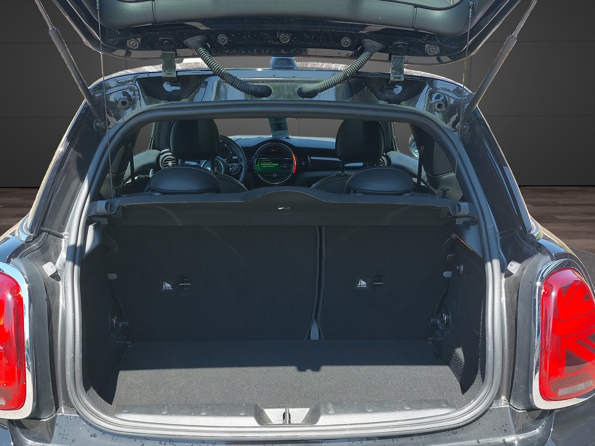 MINI F56 Cooper SE-image-15