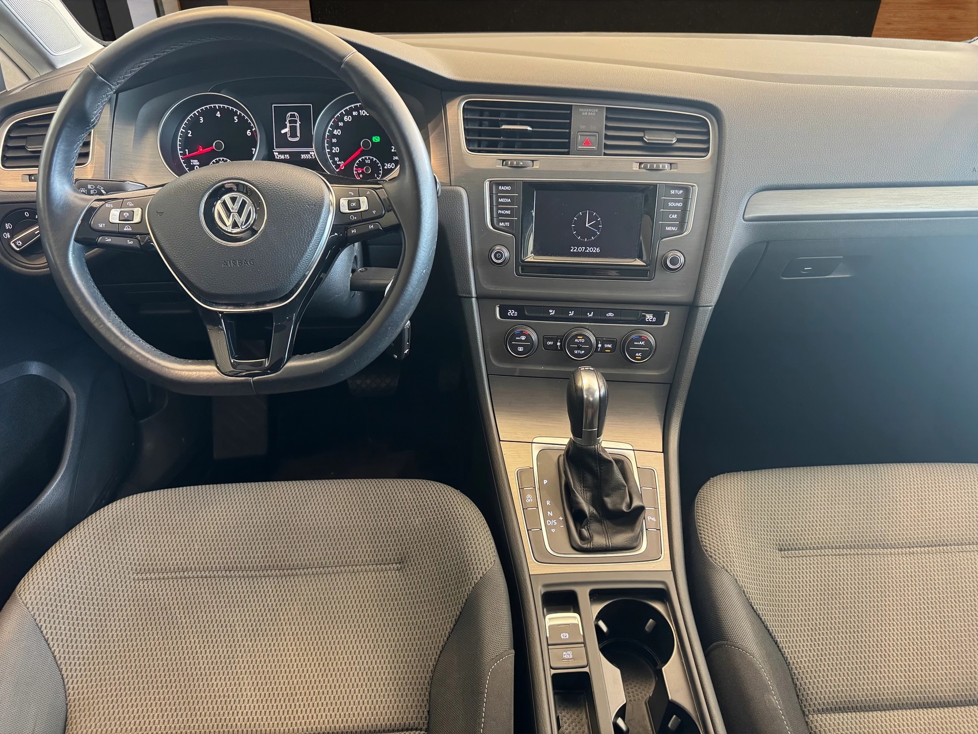 VW Golf 1.2 TSI Comfortline DSG-image-7