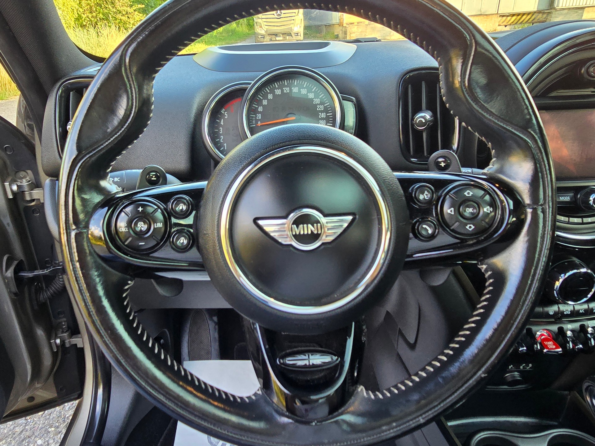 MINI Countryman Cooper SD ALL4 Steptronic-image-16