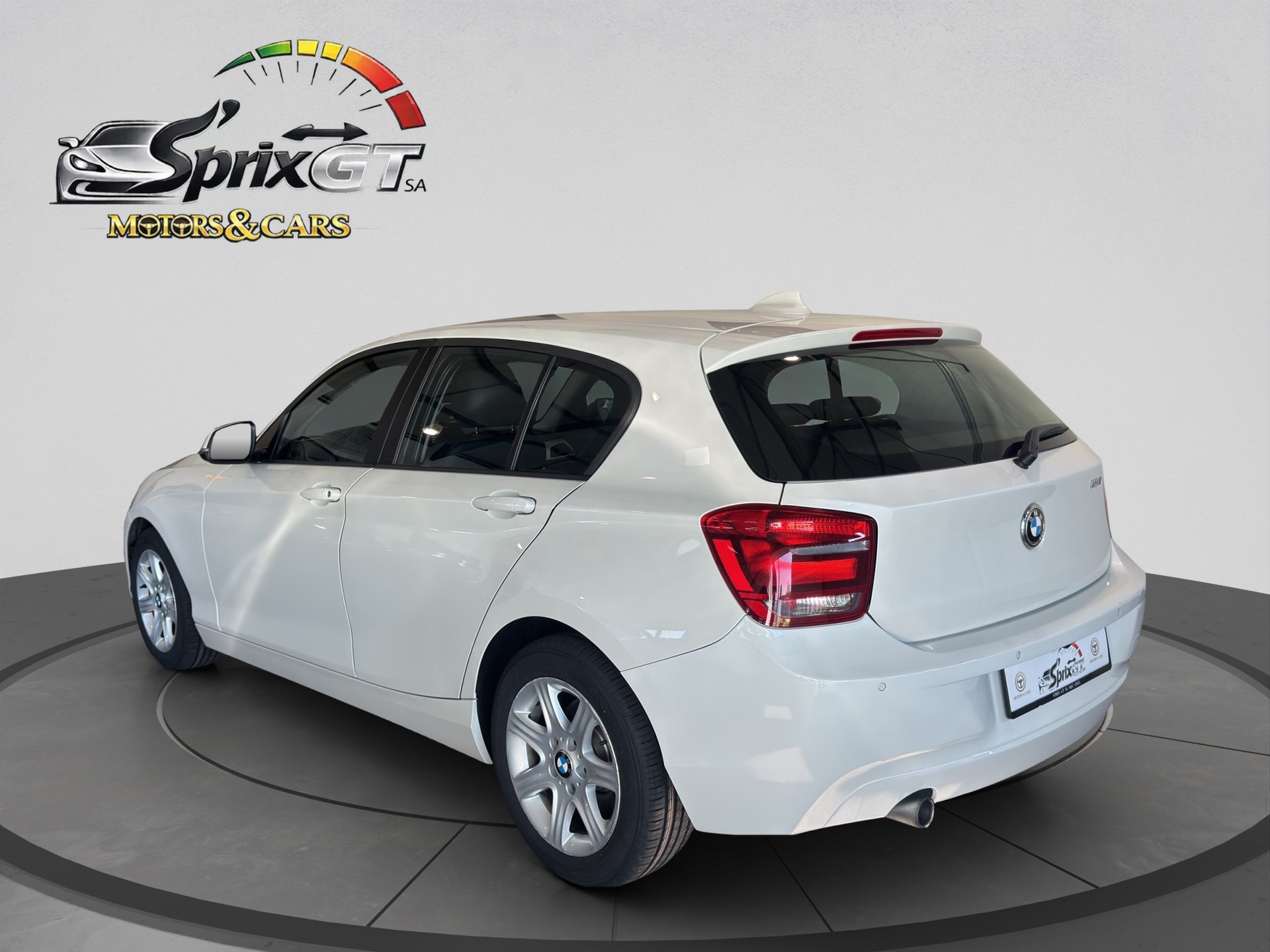 BMW 118i Steptronic-image-2