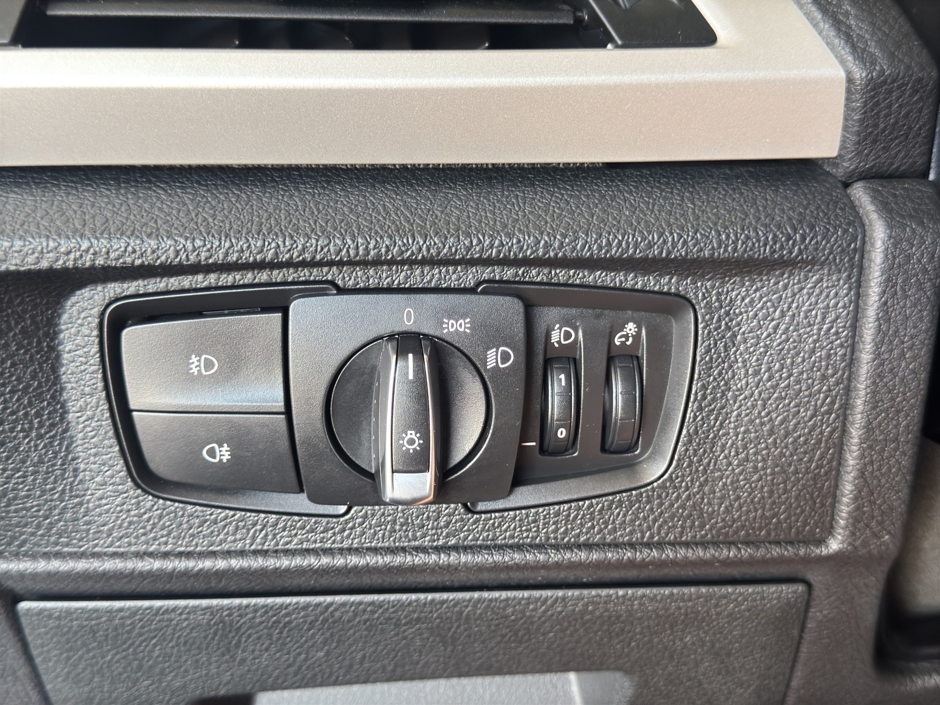 BMW 118i Steptronic-image-24