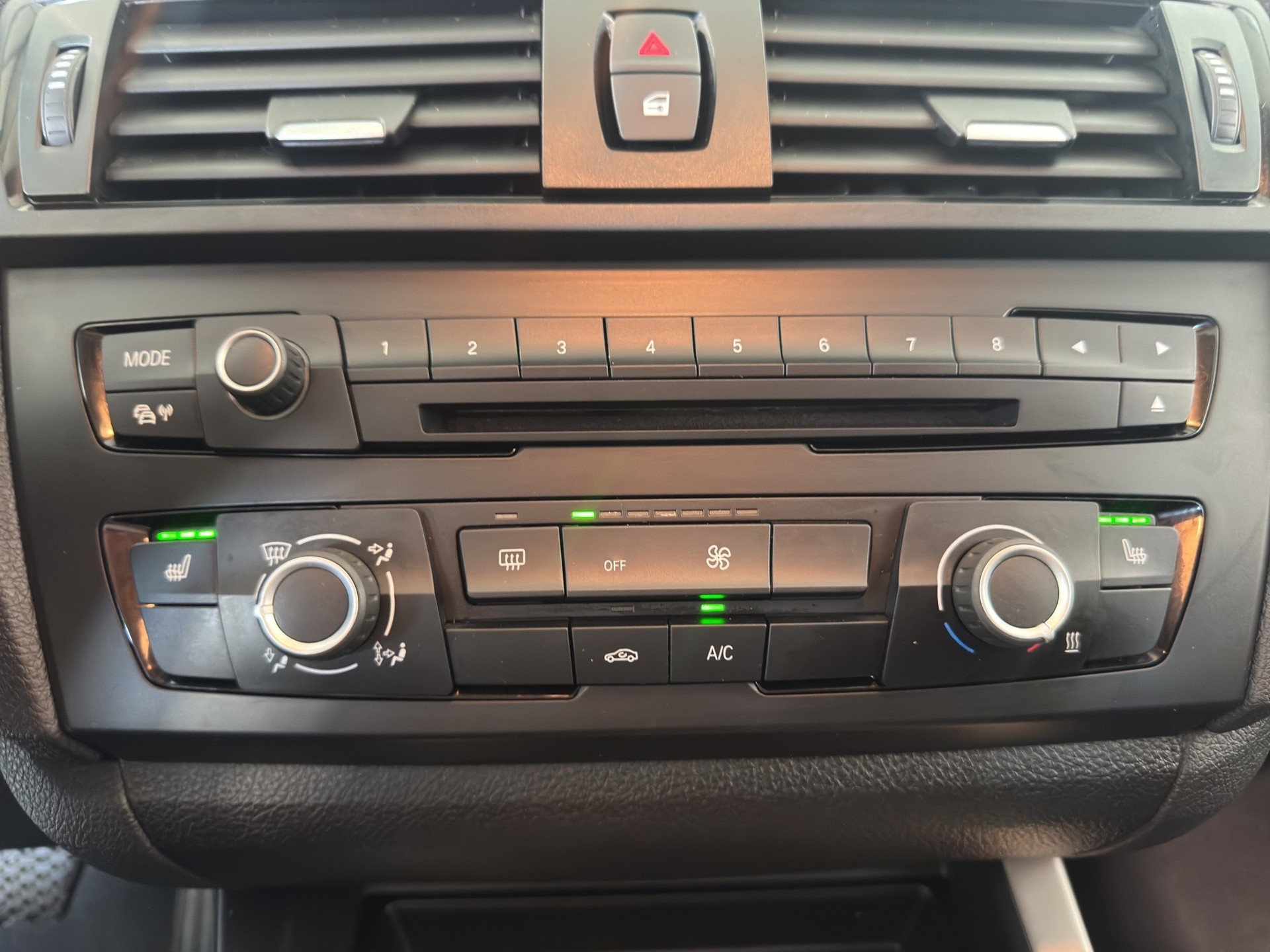 BMW 118i Steptronic-image-14