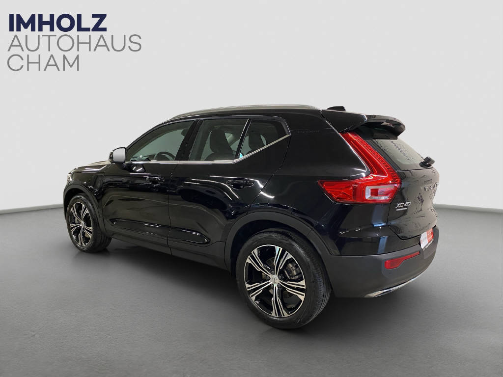 VOLVO XC40 1.5 T5 TE Inscription-image-2