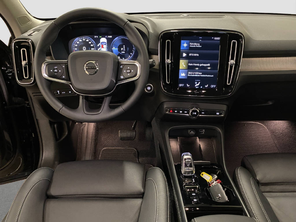 VOLVO XC40 1.5 T5 TE Inscription-image-9