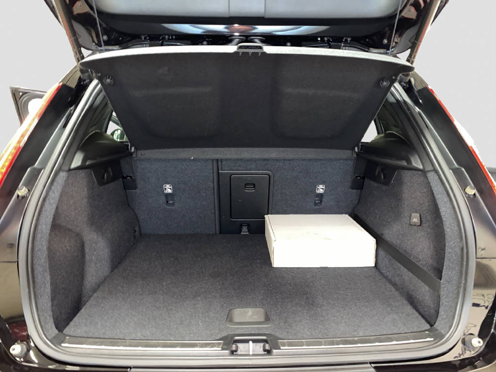 VOLVO XC40 1.5 T5 TE Inscription-image-13